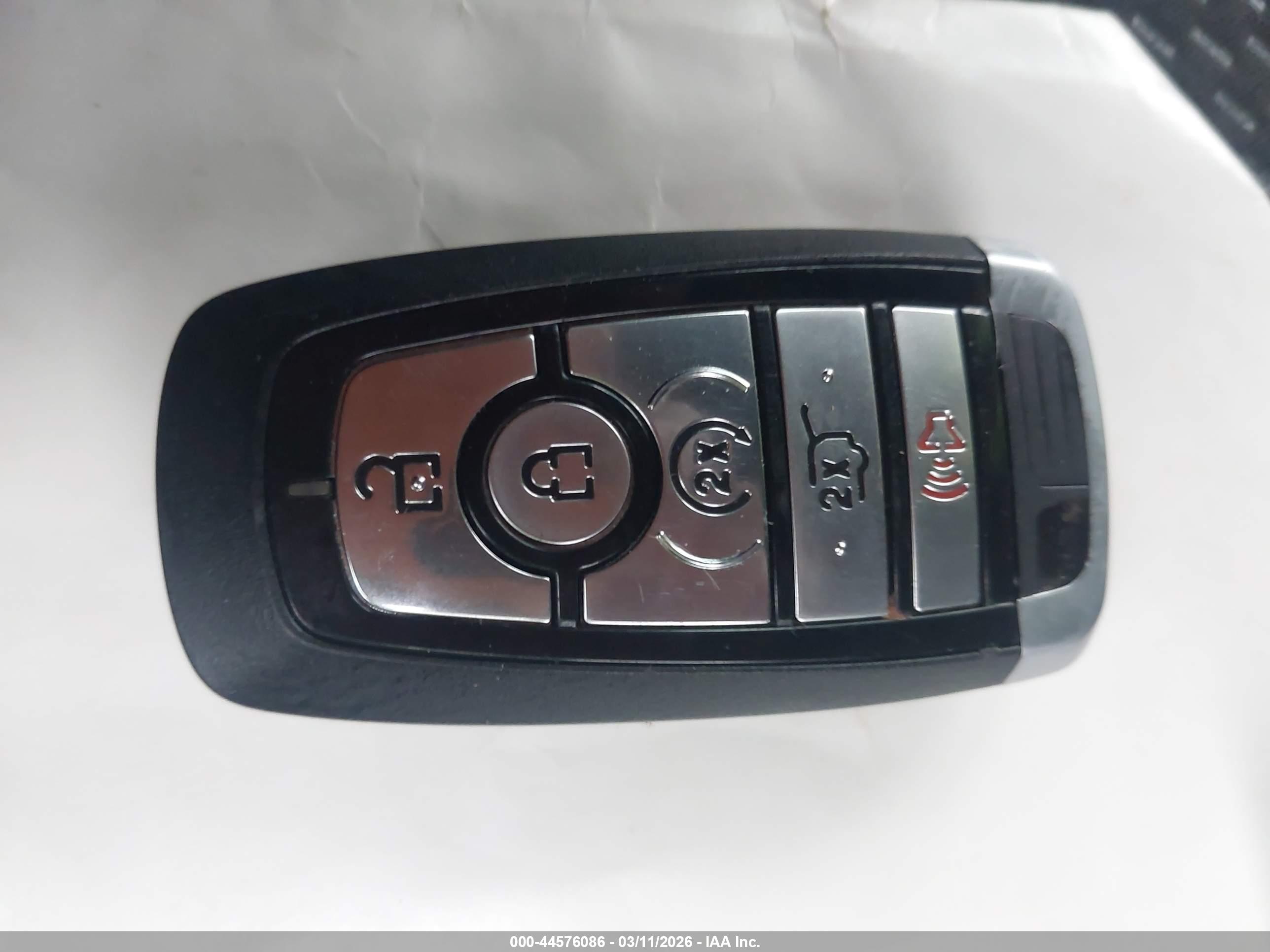 FORD ESCAPE image 11
