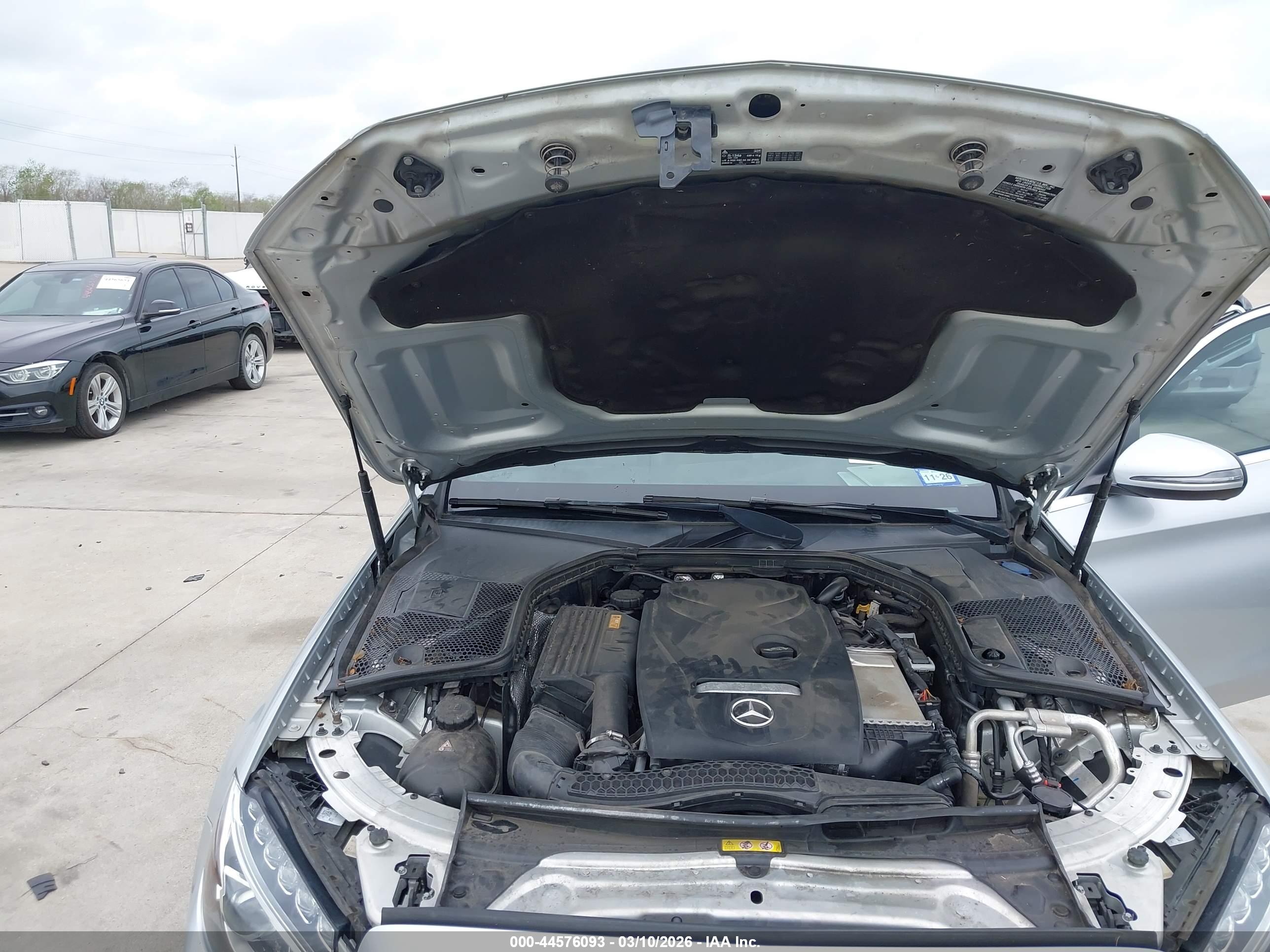 MERCEDES-BENZ C image 10
