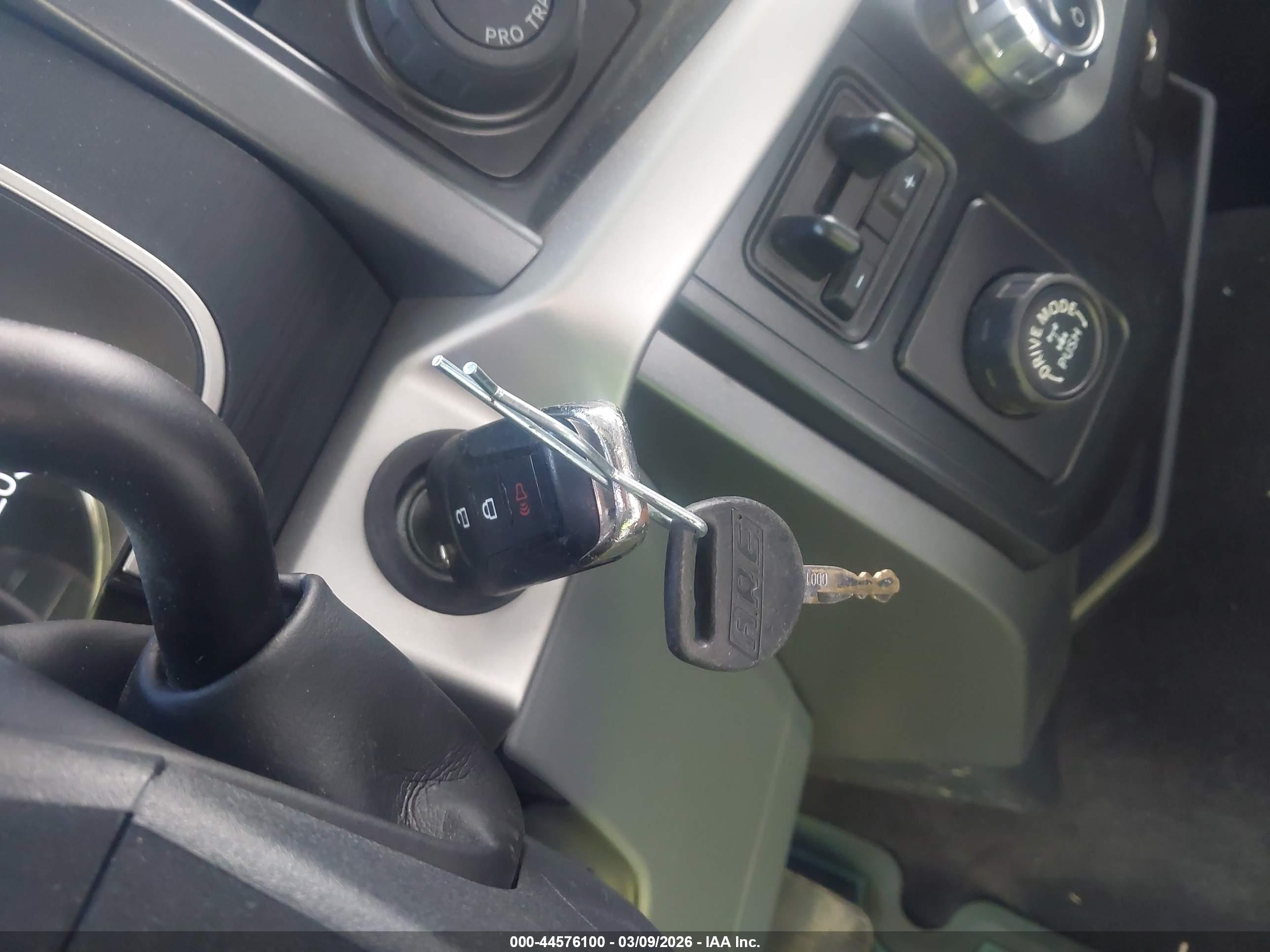 FORD F-150 image 11