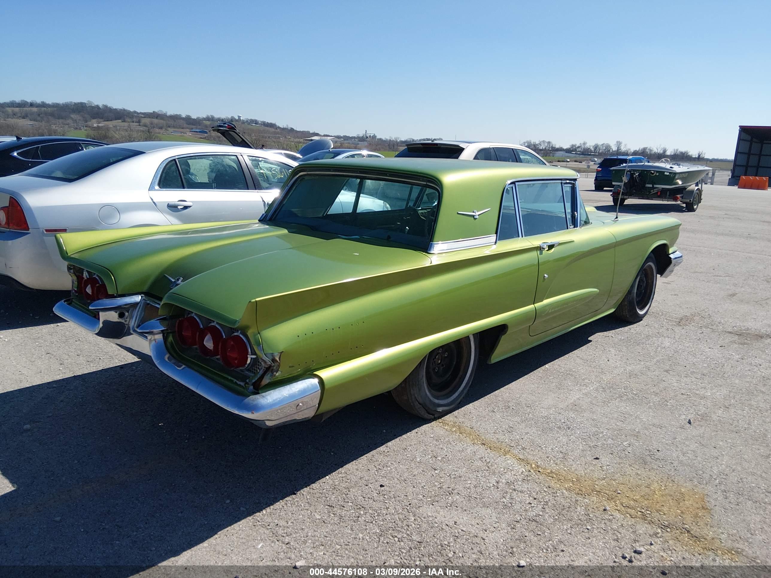 FORD THUNDERBIRD image 4