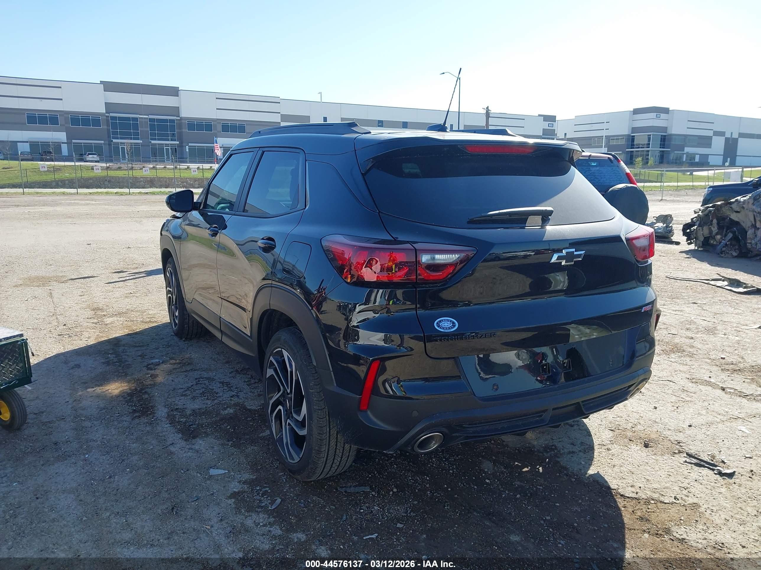 CHEVROLET TRAILBLAZER image 3