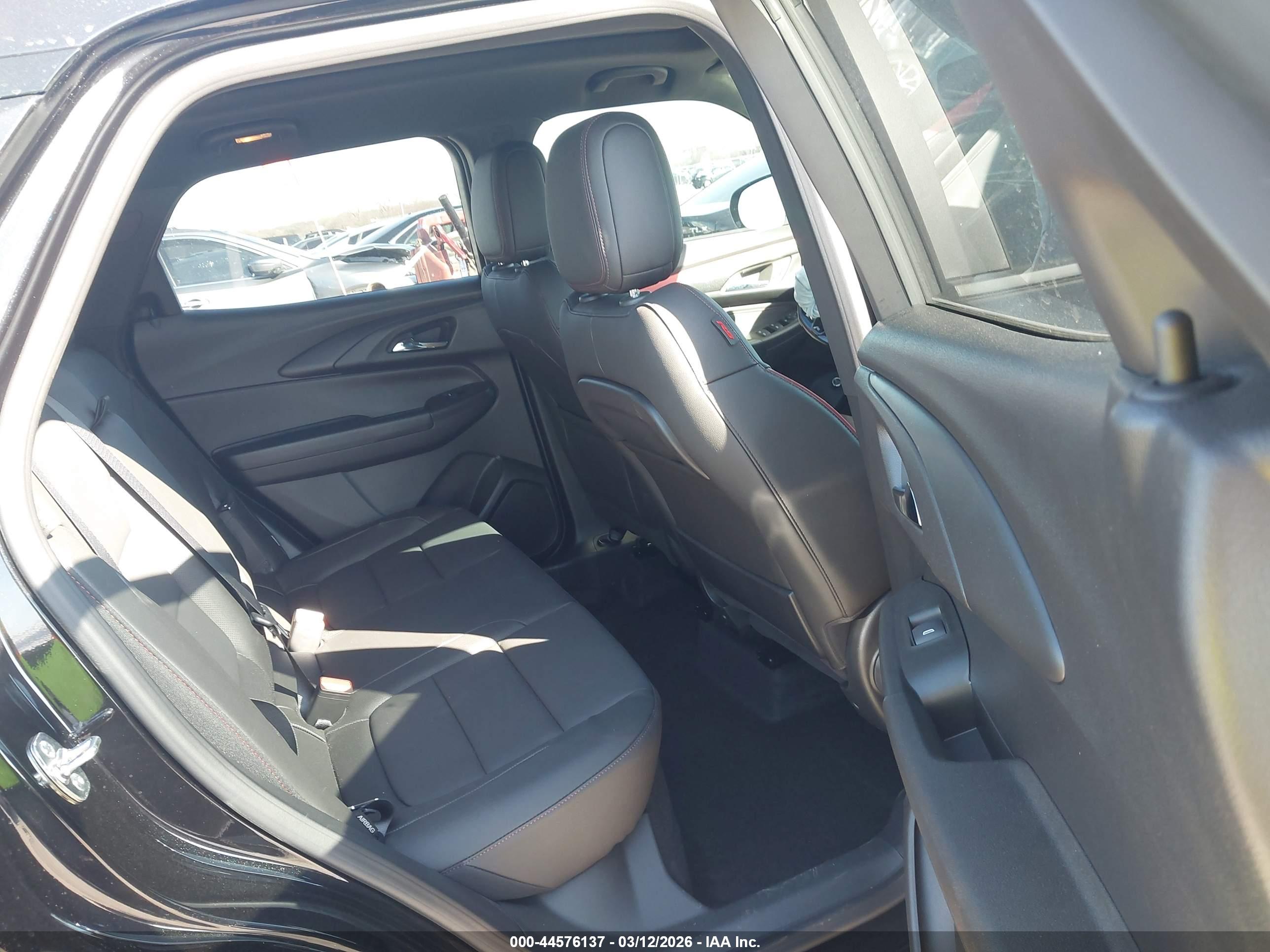 CHEVROLET TRAILBLAZER image 8