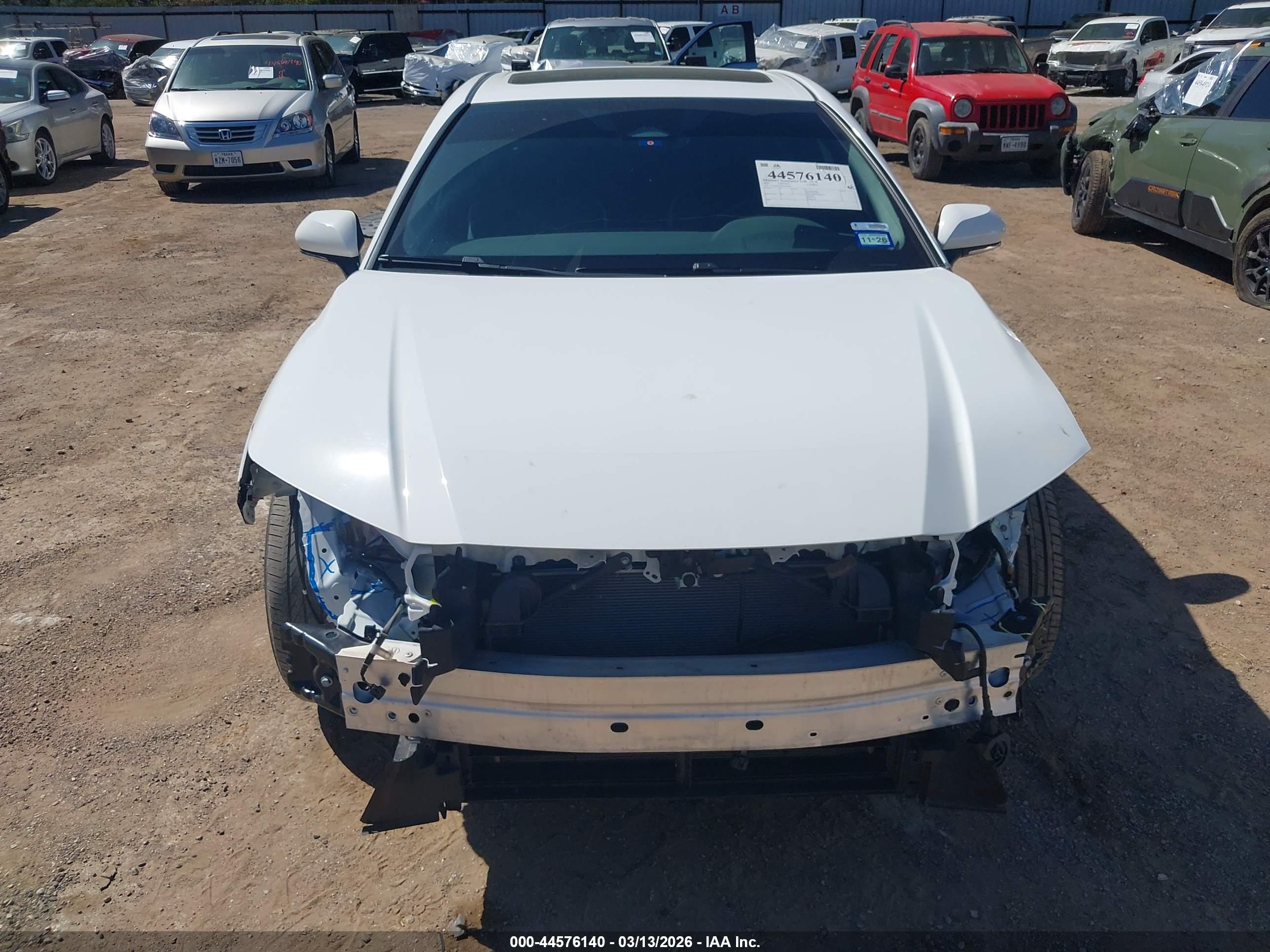 TOYOTA CAMRY image 6