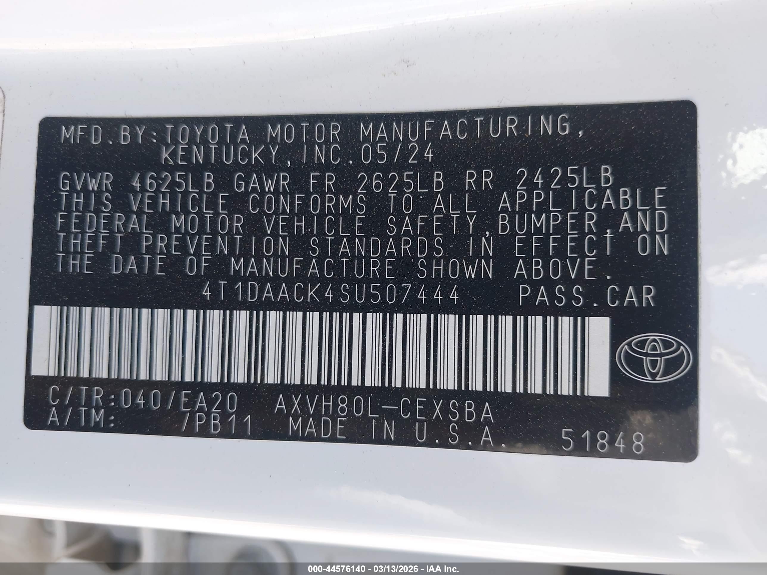 TOYOTA CAMRY image 9