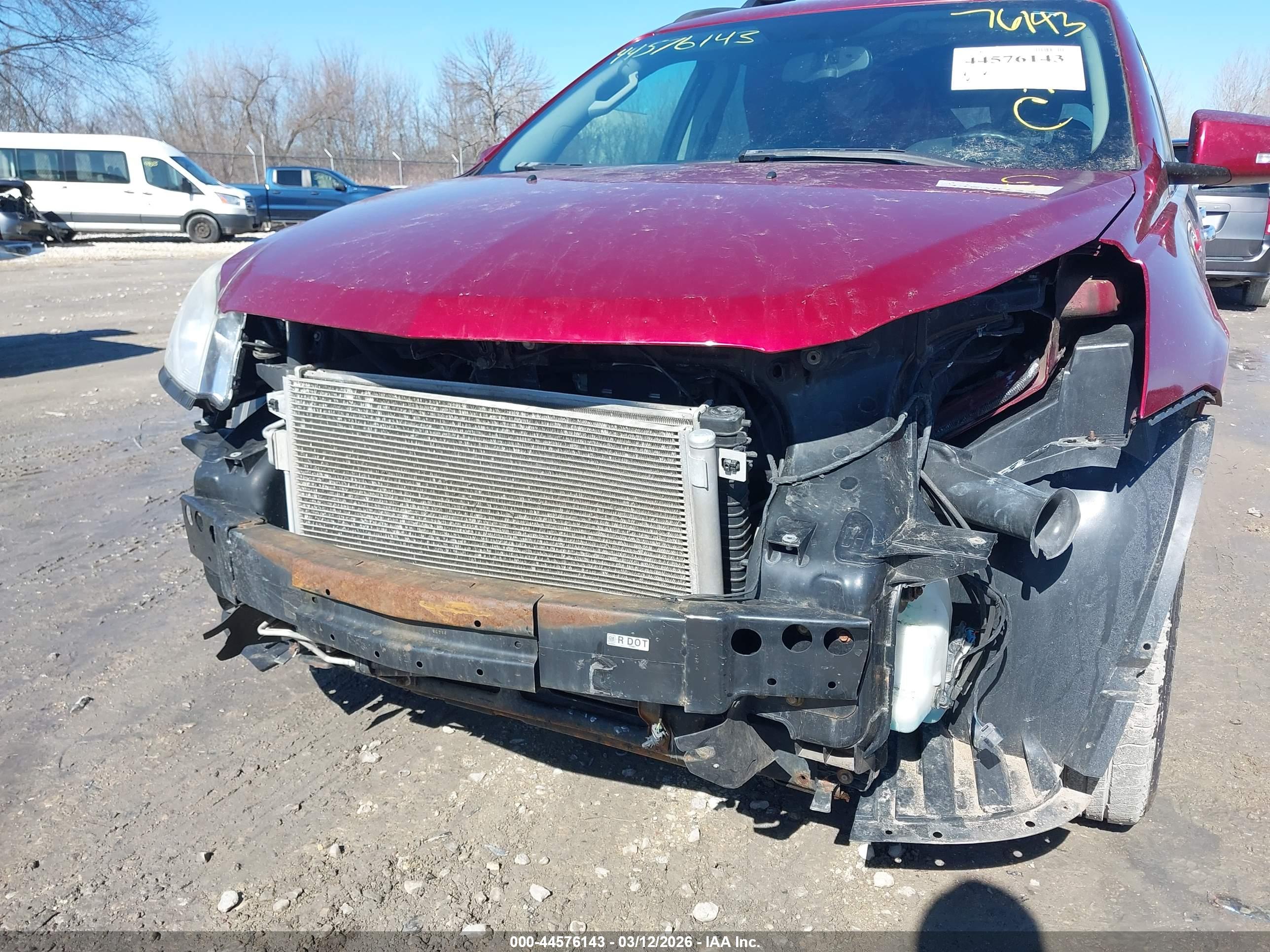CHEVROLET TRAVERSE image 6