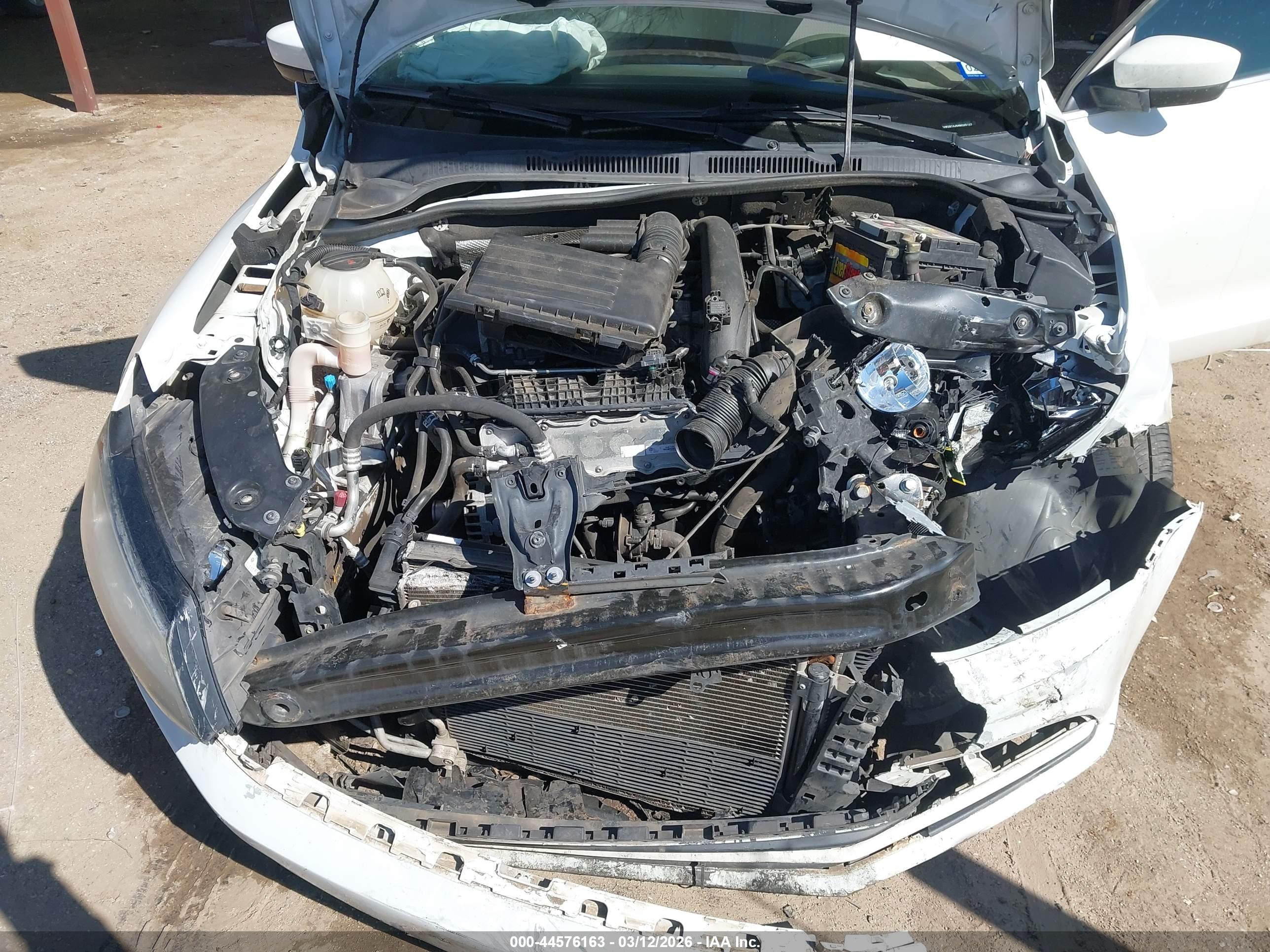 VOLKSWAGEN JETTA image 10
