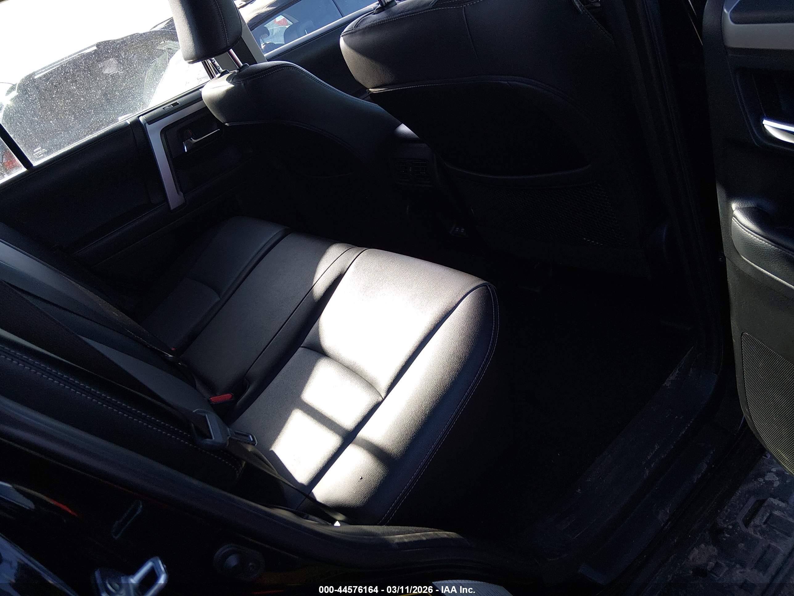 TOYOTA 4RUNNER image 8