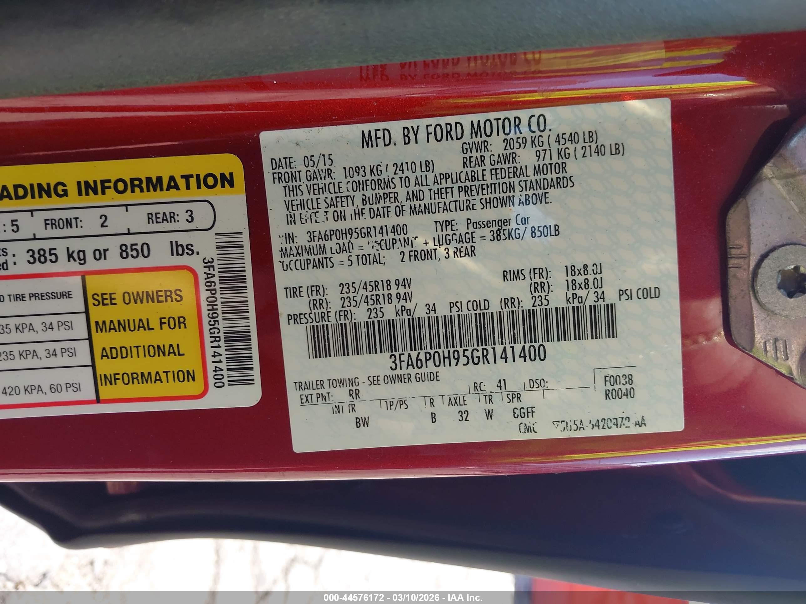 FORD FUSION image 9