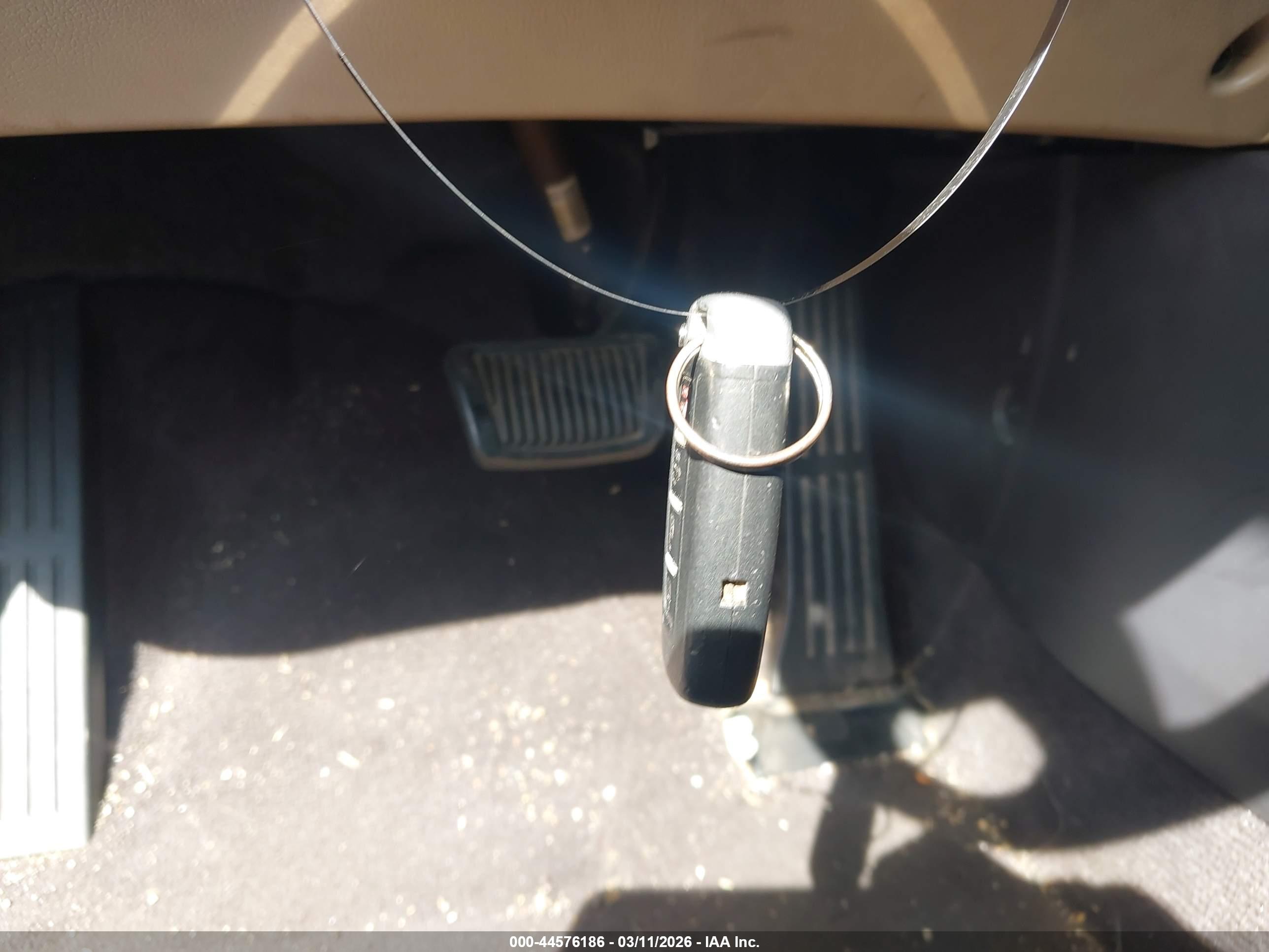 HYUNDAI ELANTRA image 11