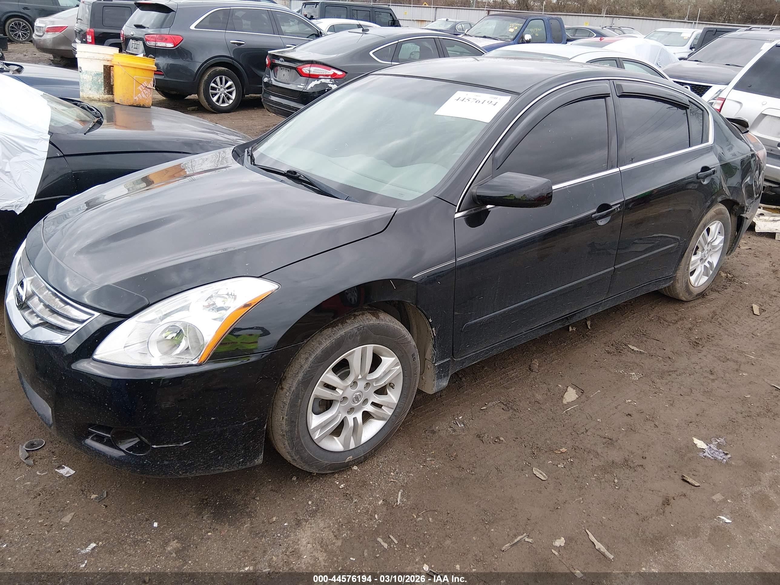 NISSAN ALTIMA image 2