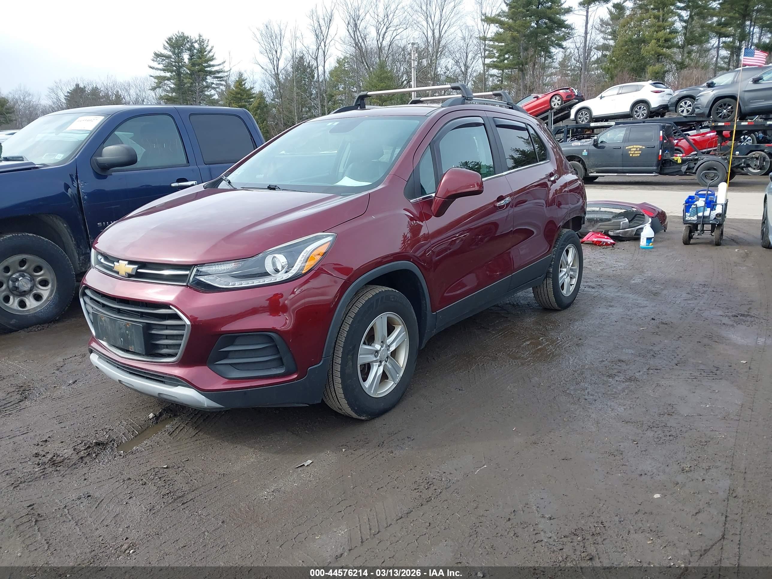 CHEVROLET TRAX image 2