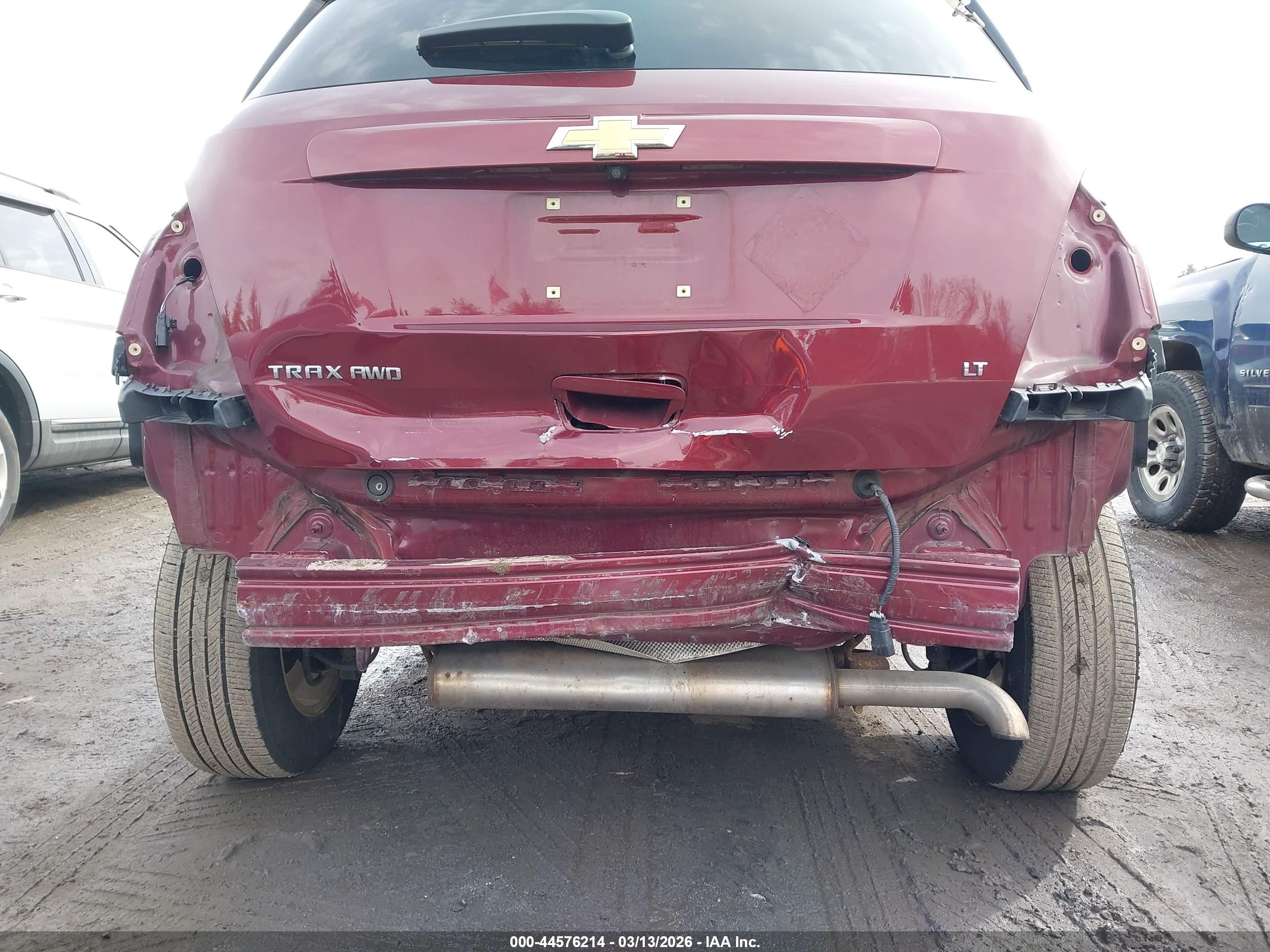 CHEVROLET TRAX image 6
