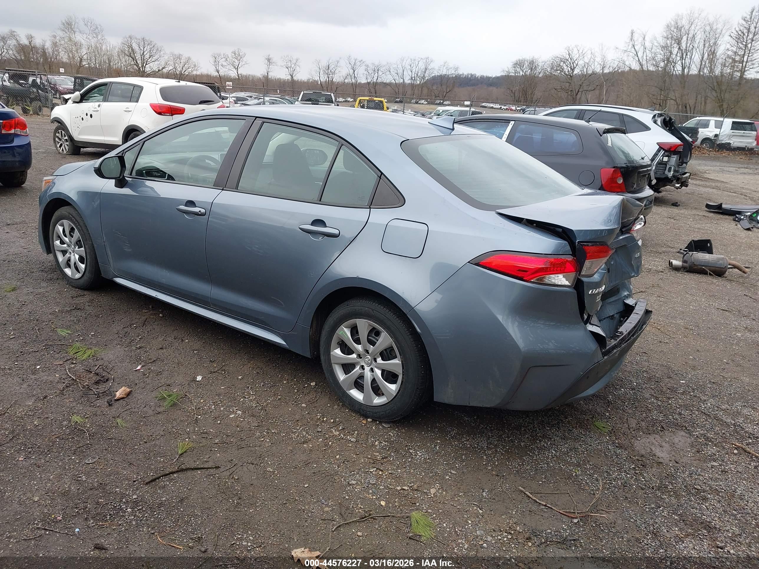 TOYOTA COROLLA image 3