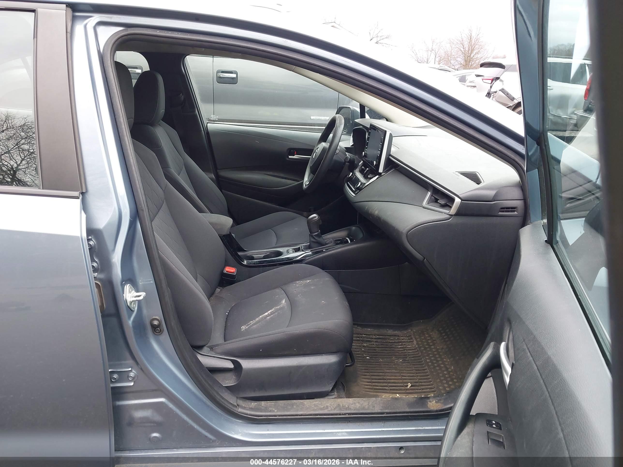 TOYOTA COROLLA image 5