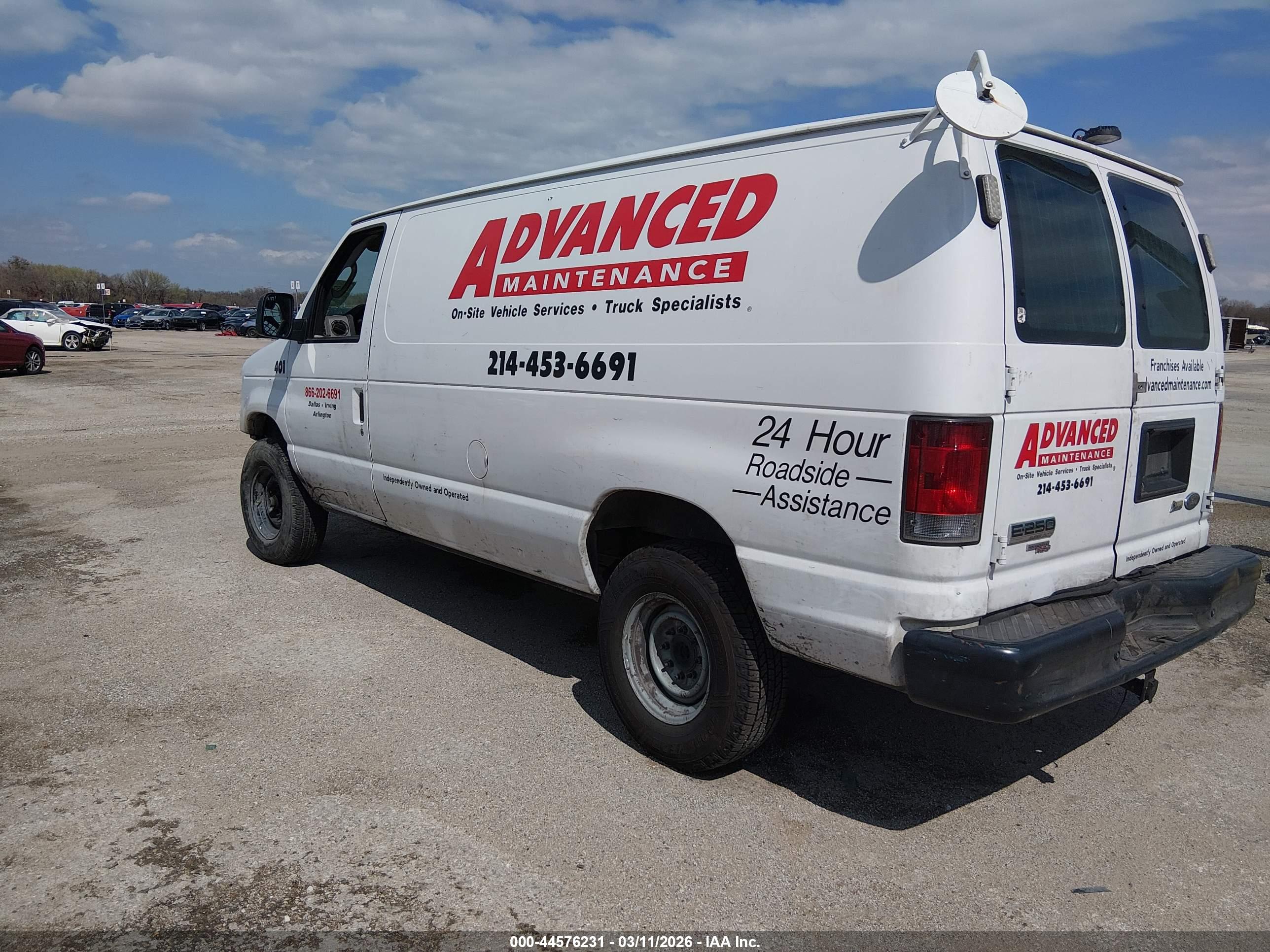 FORD E-250 image 3