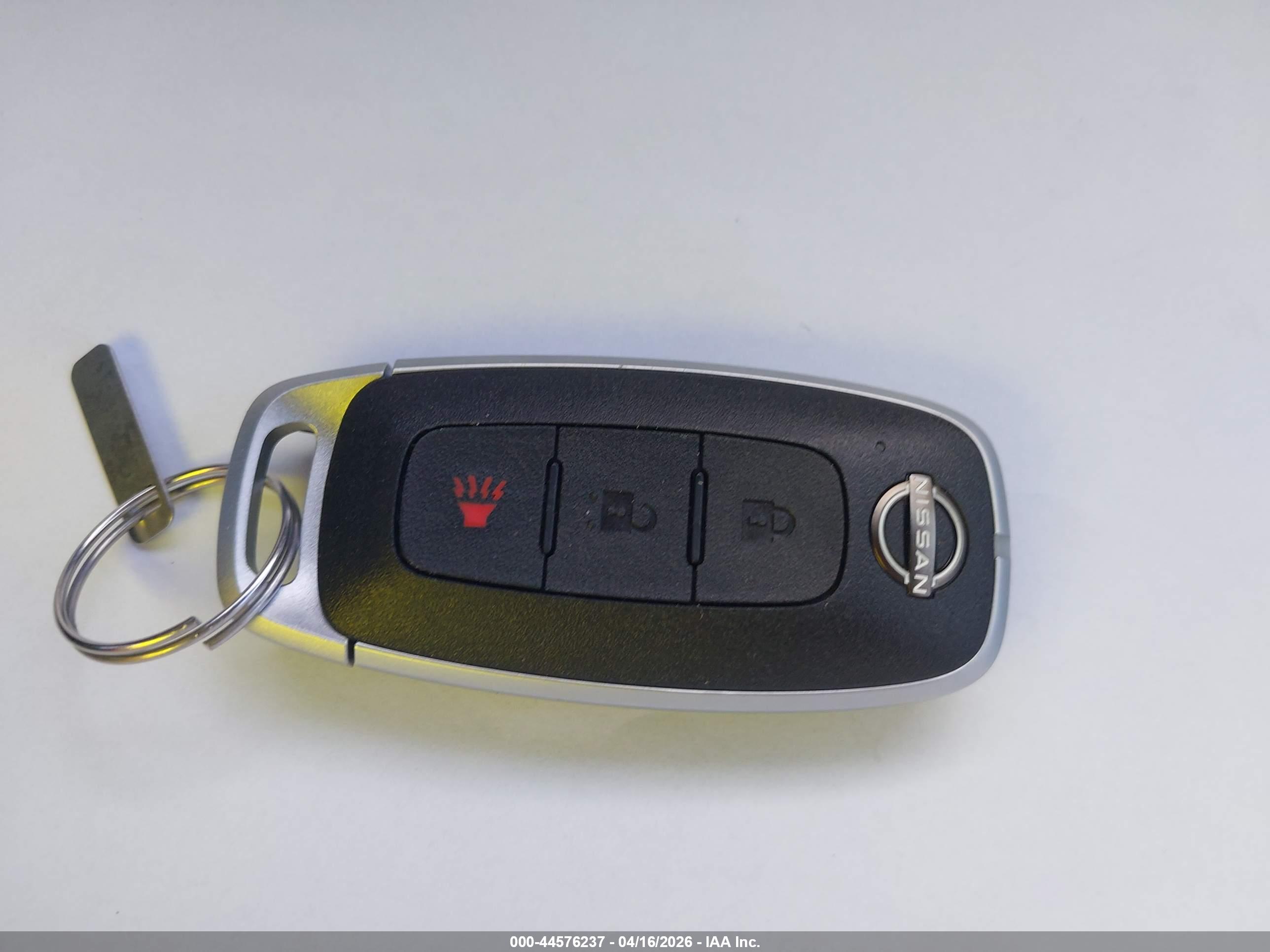 NISSAN KICKS image 11
