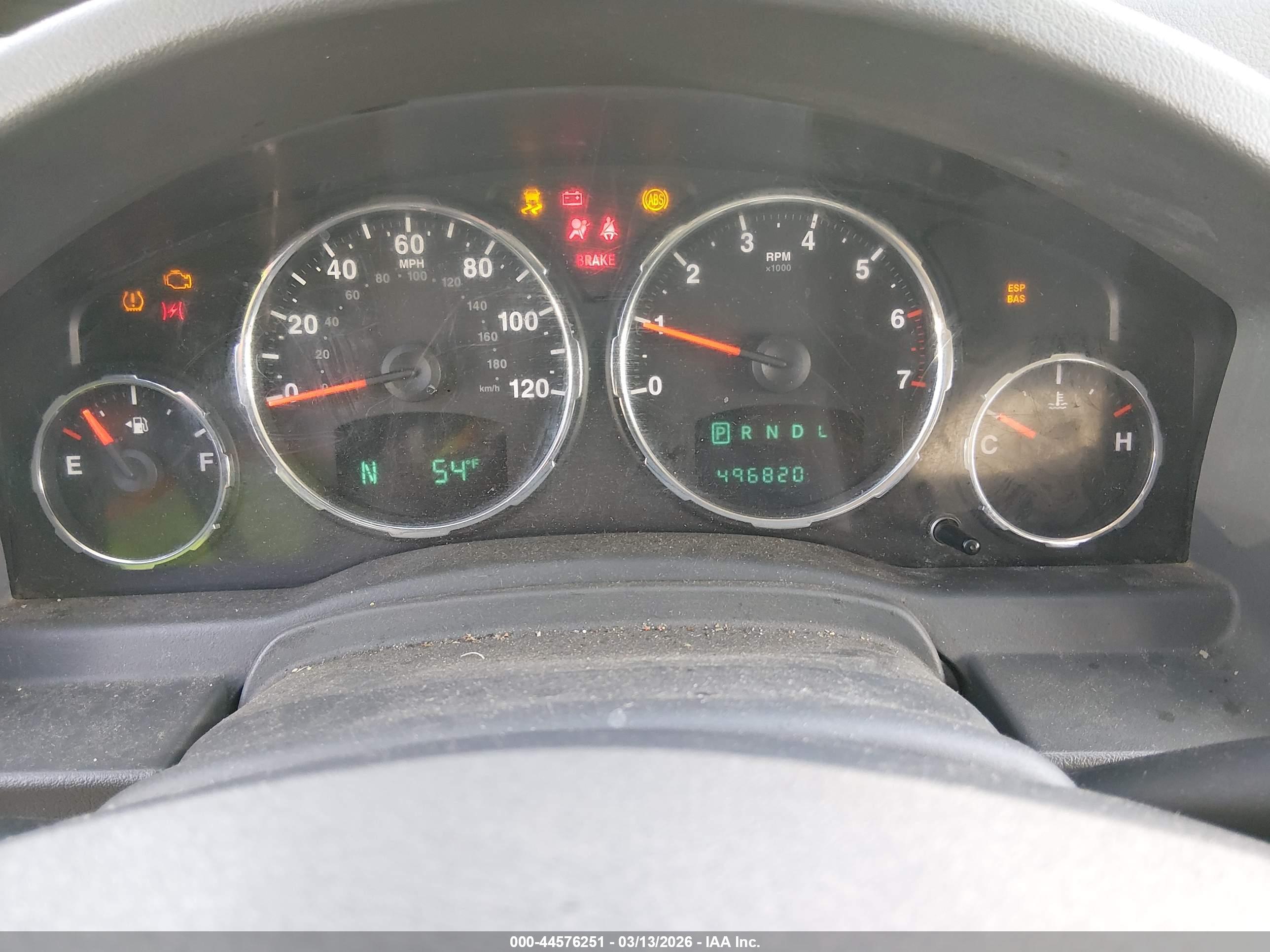 JEEP LIBERTY image 7