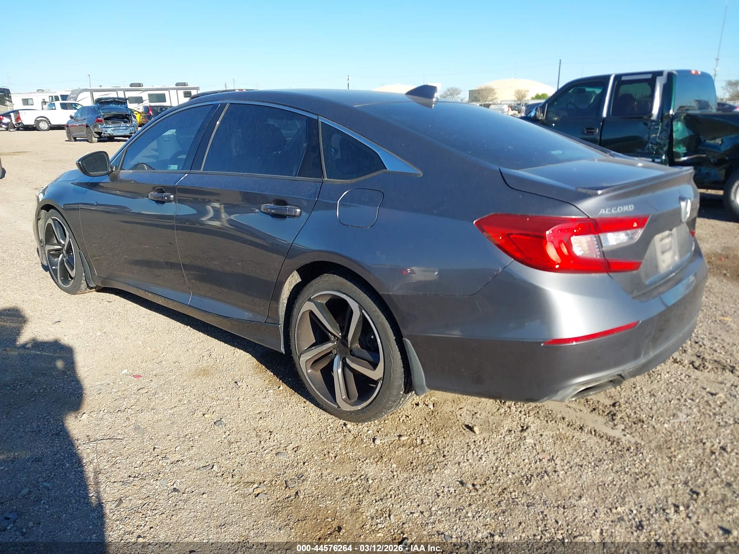 HONDA ACCORD image 3
