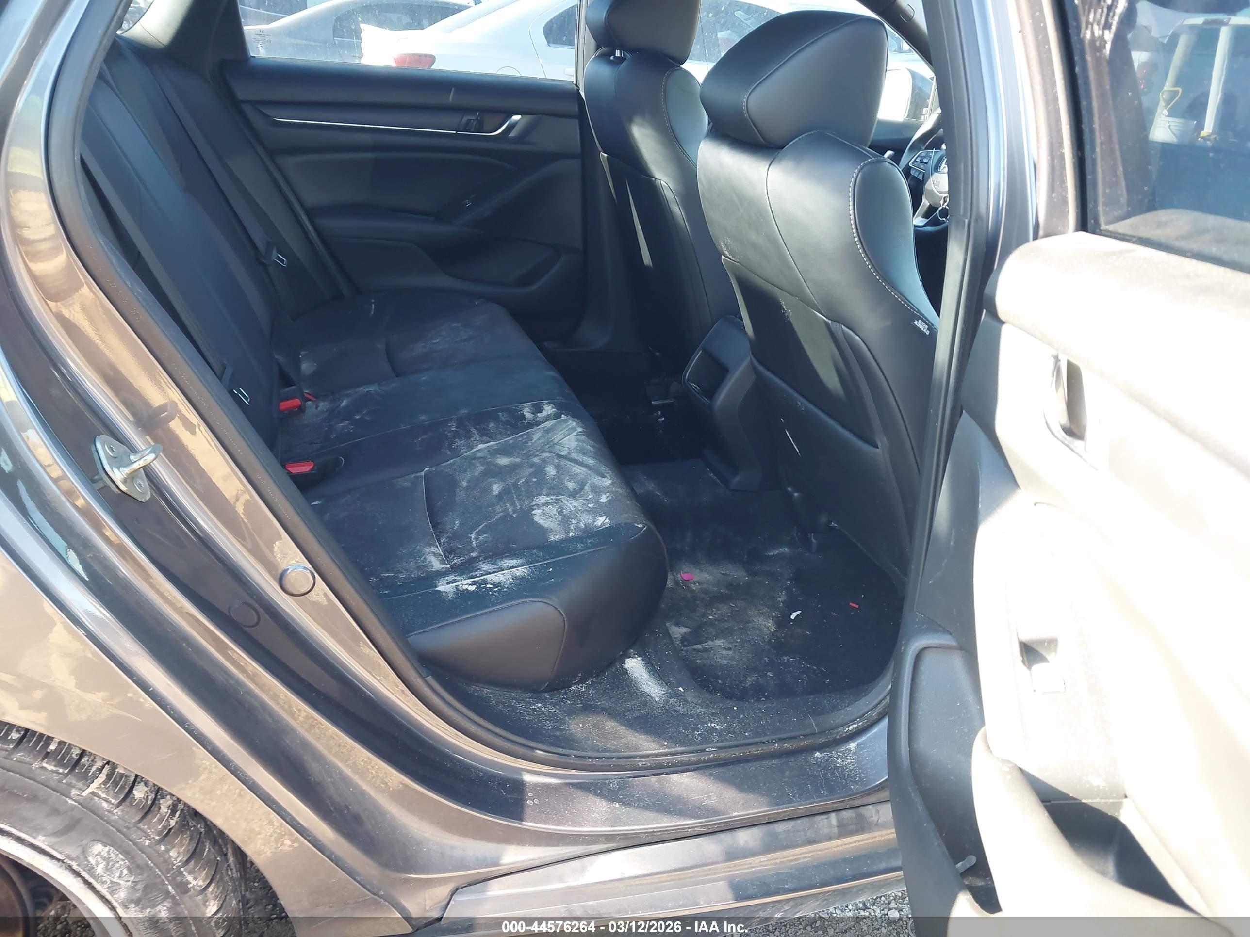 HONDA ACCORD image 8