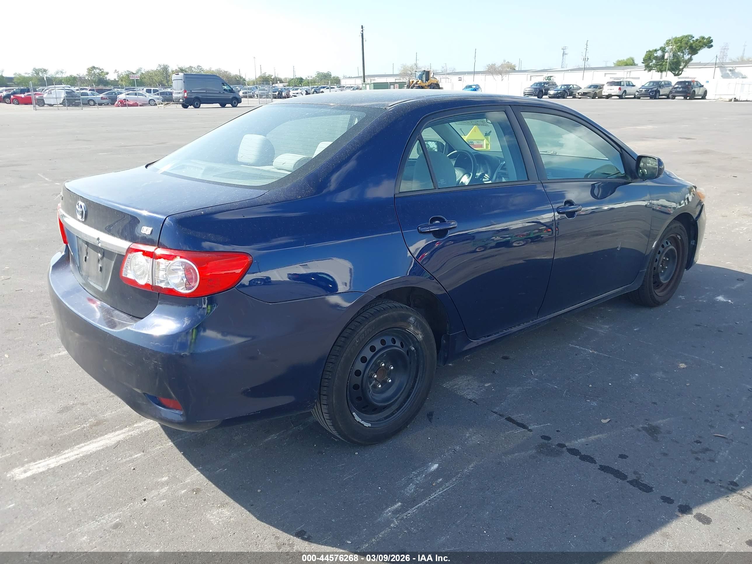 TOYOTA COROLLA image 4