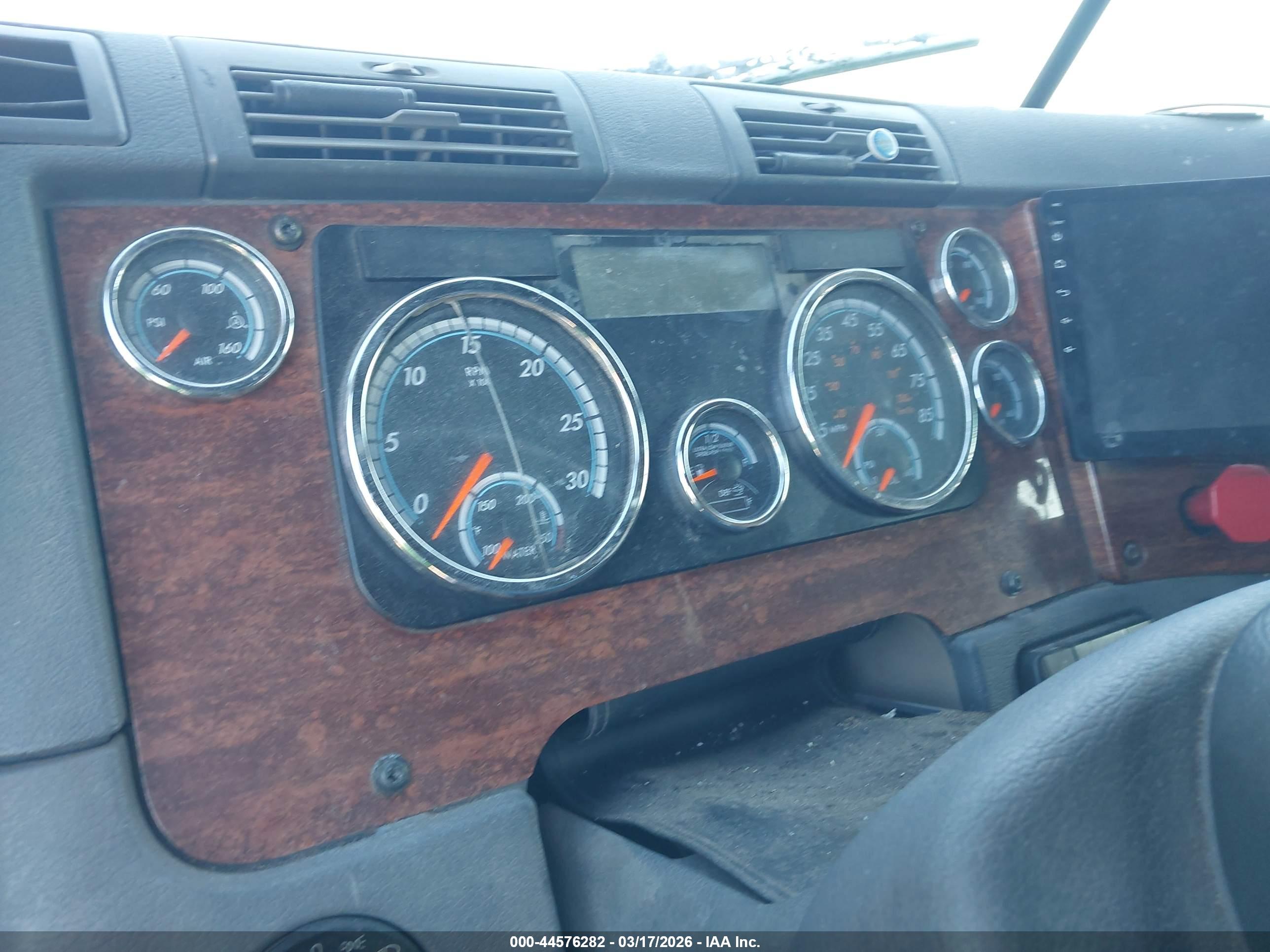 FREIGHTLINER CASCADIA image 6