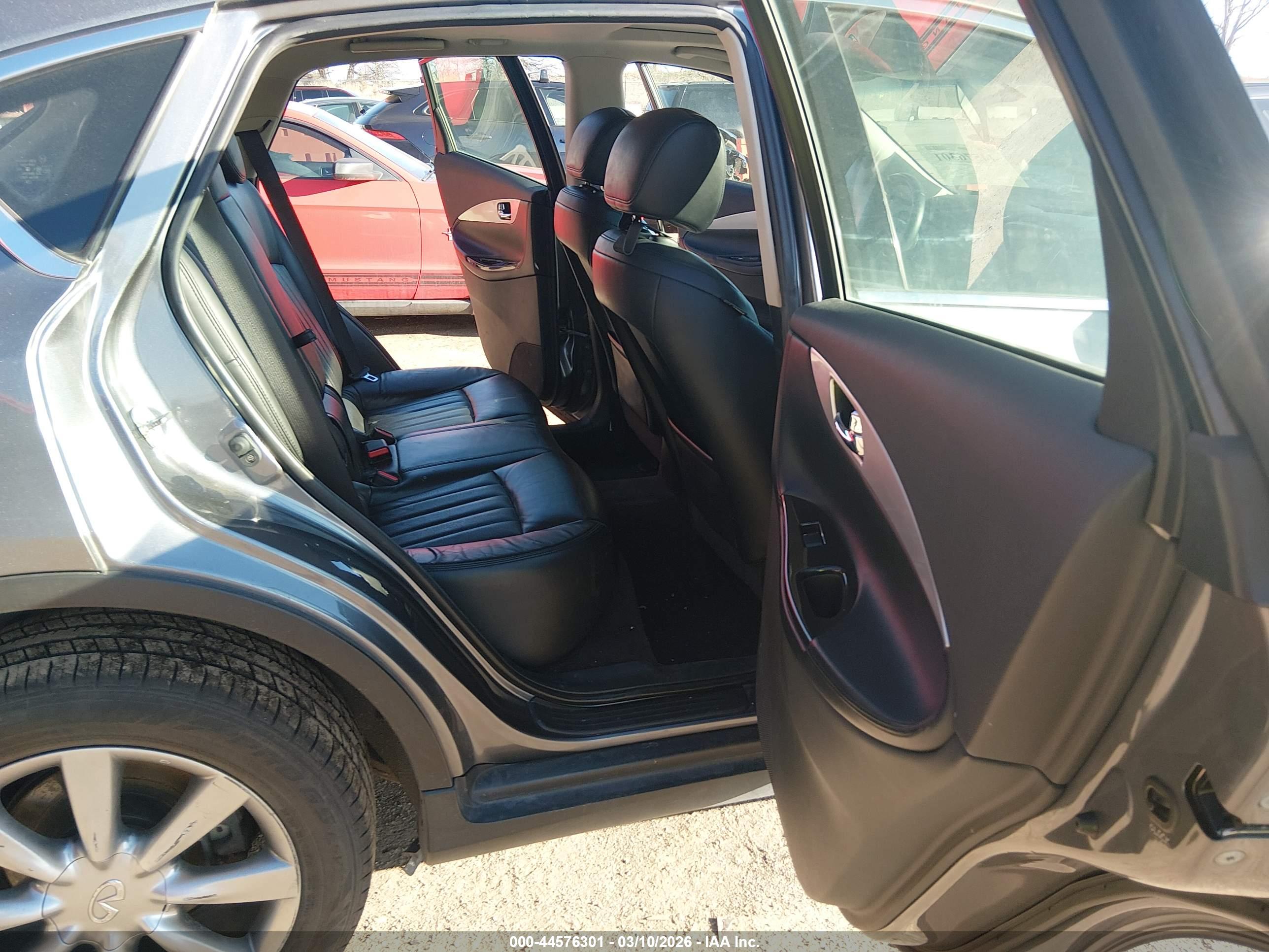 INFINITI QX50 image 8