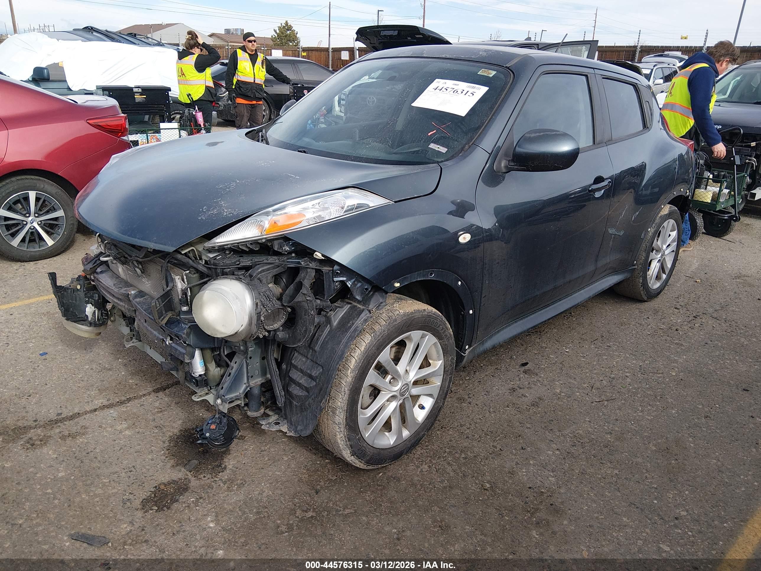NISSAN JUKE image 2