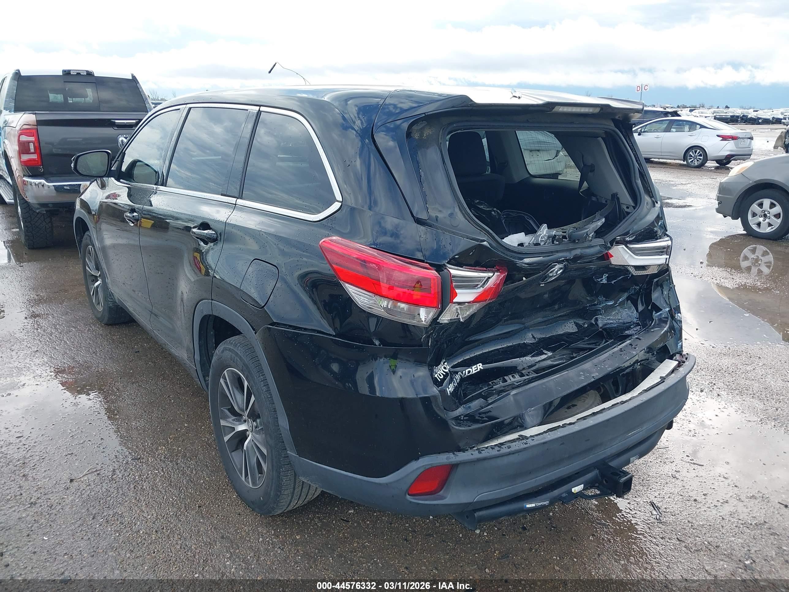 TOYOTA HIGHLANDER image 3