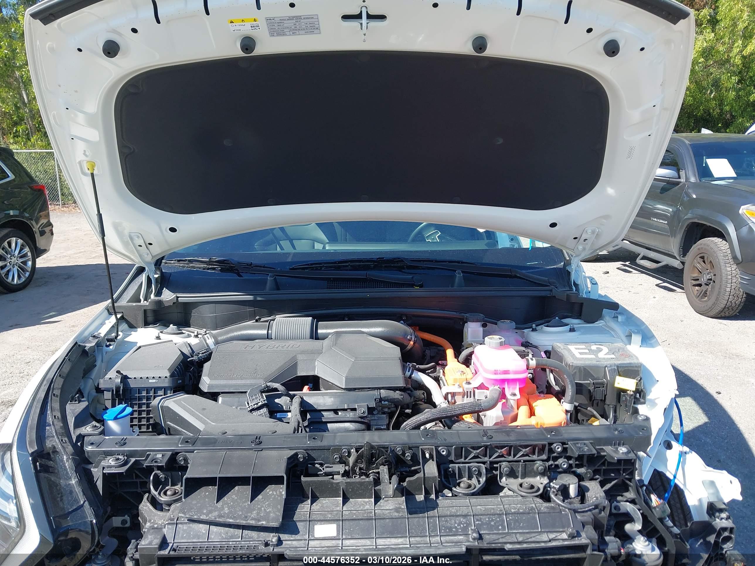 KIA SPORTAGE image 10