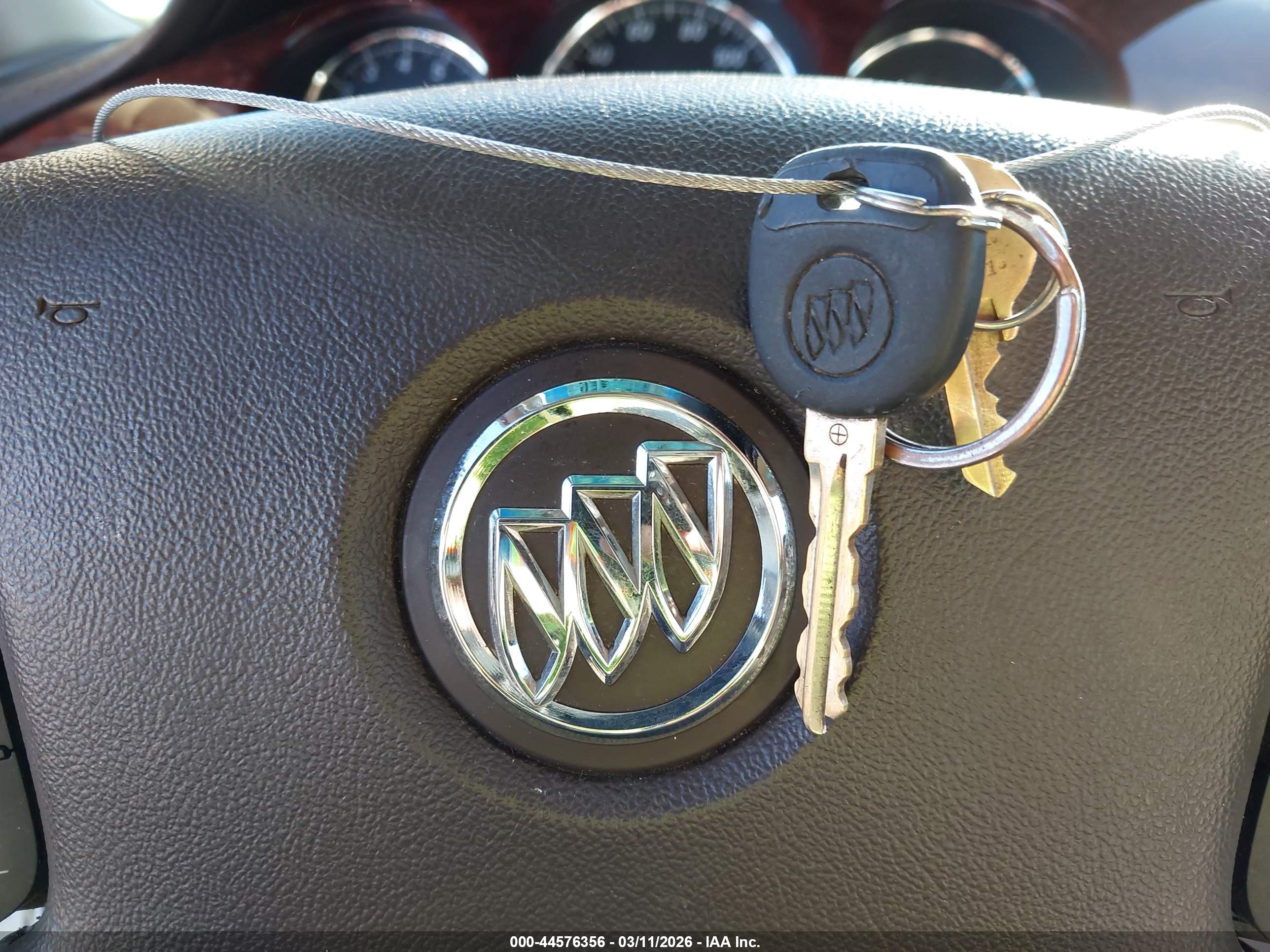 BUICK LUCERNE image 11