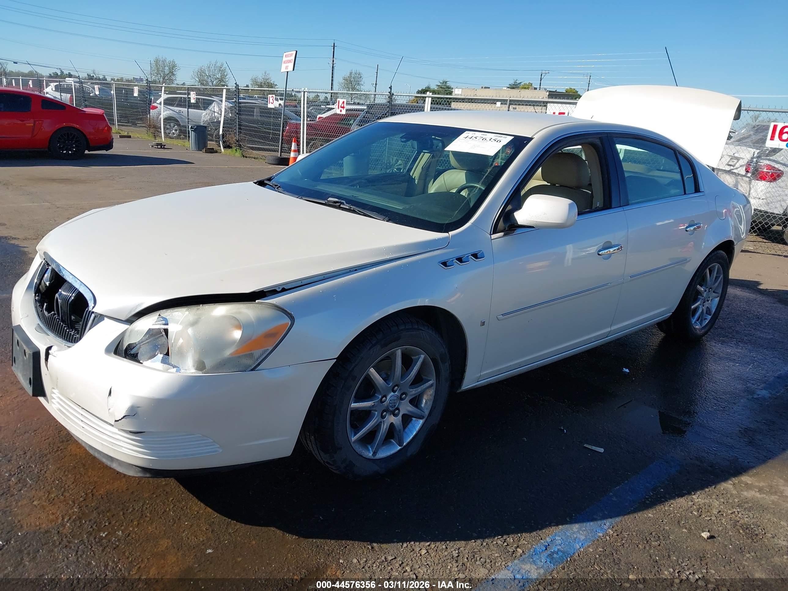 BUICK LUCERNE image 2