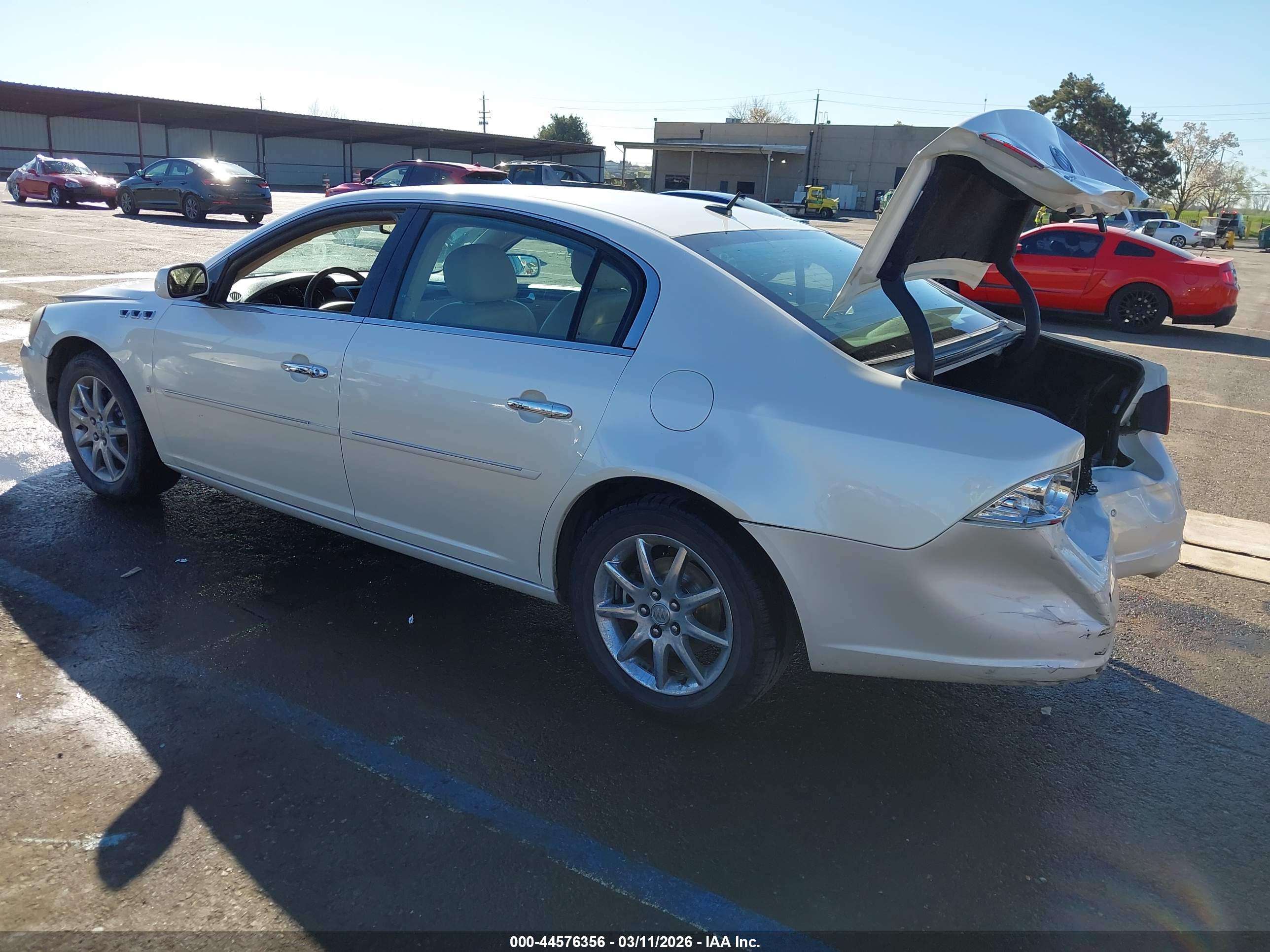 BUICK LUCERNE image 3