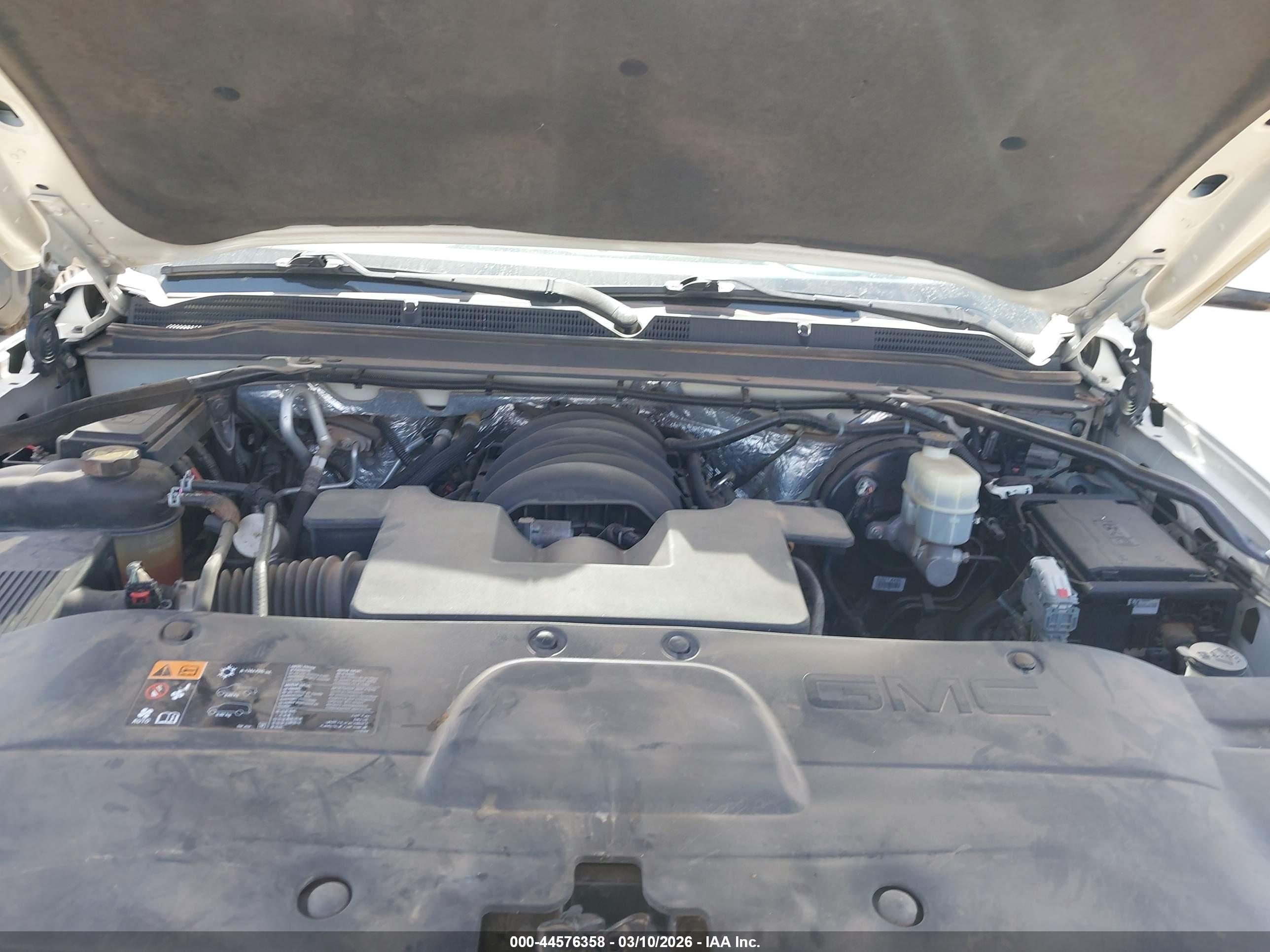 GMC YUKON image 10