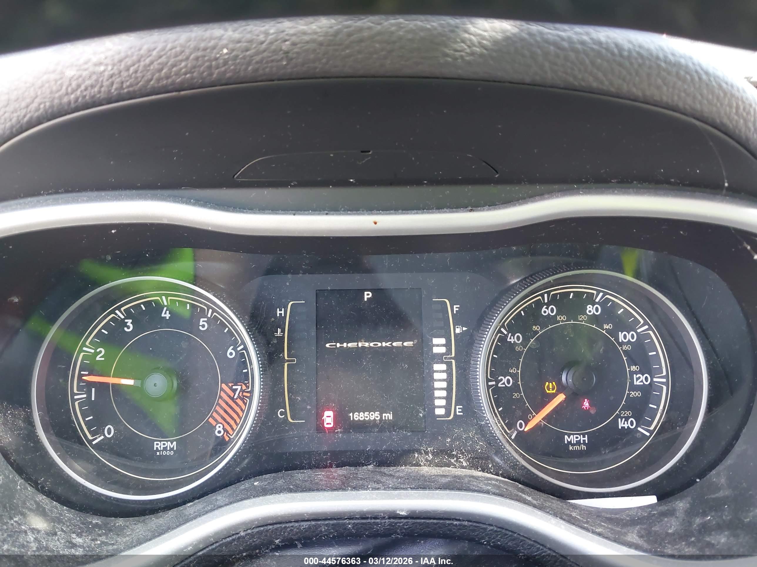 JEEP CHEROKEE image 7