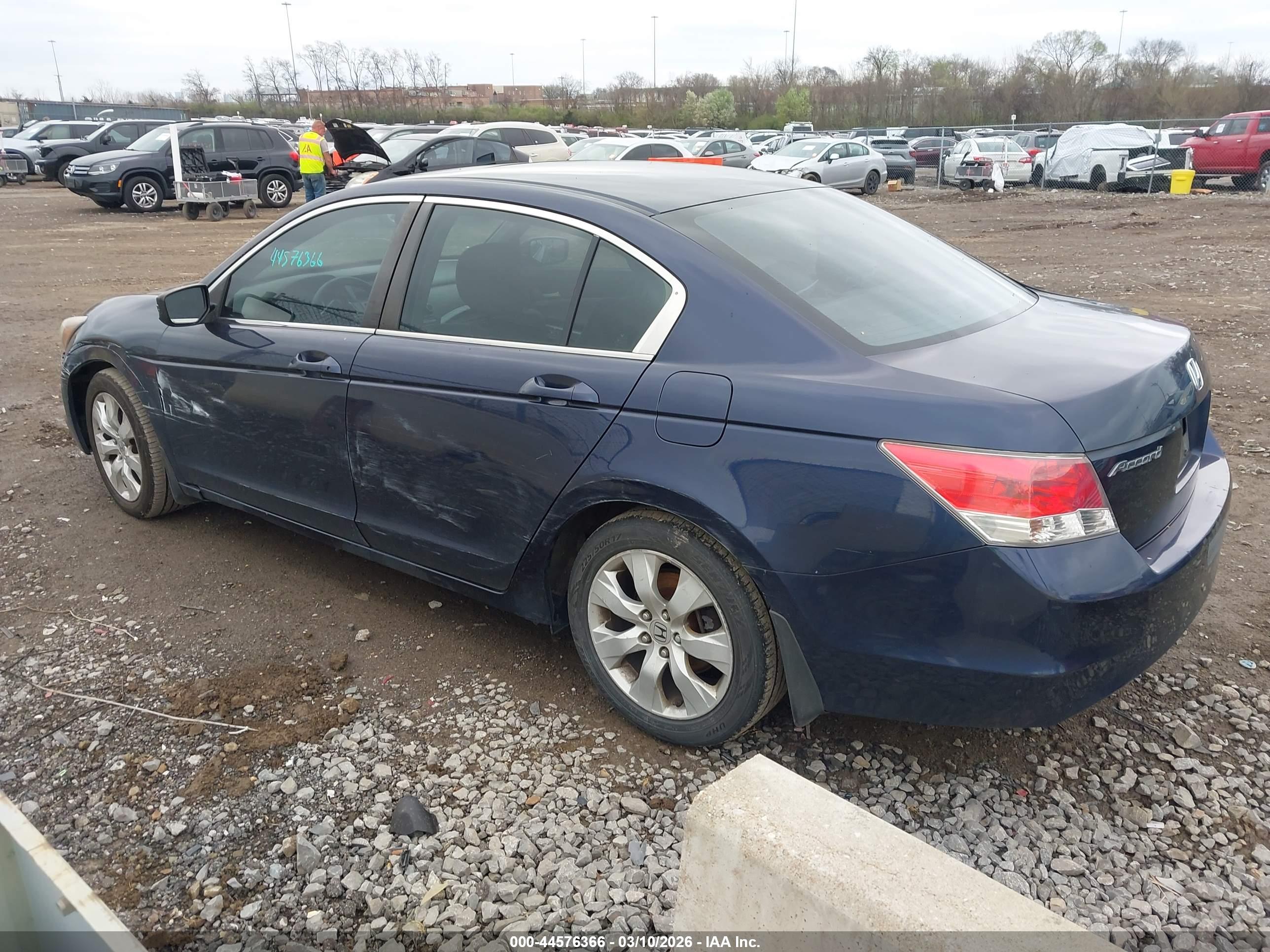 HONDA ACCORD image 3