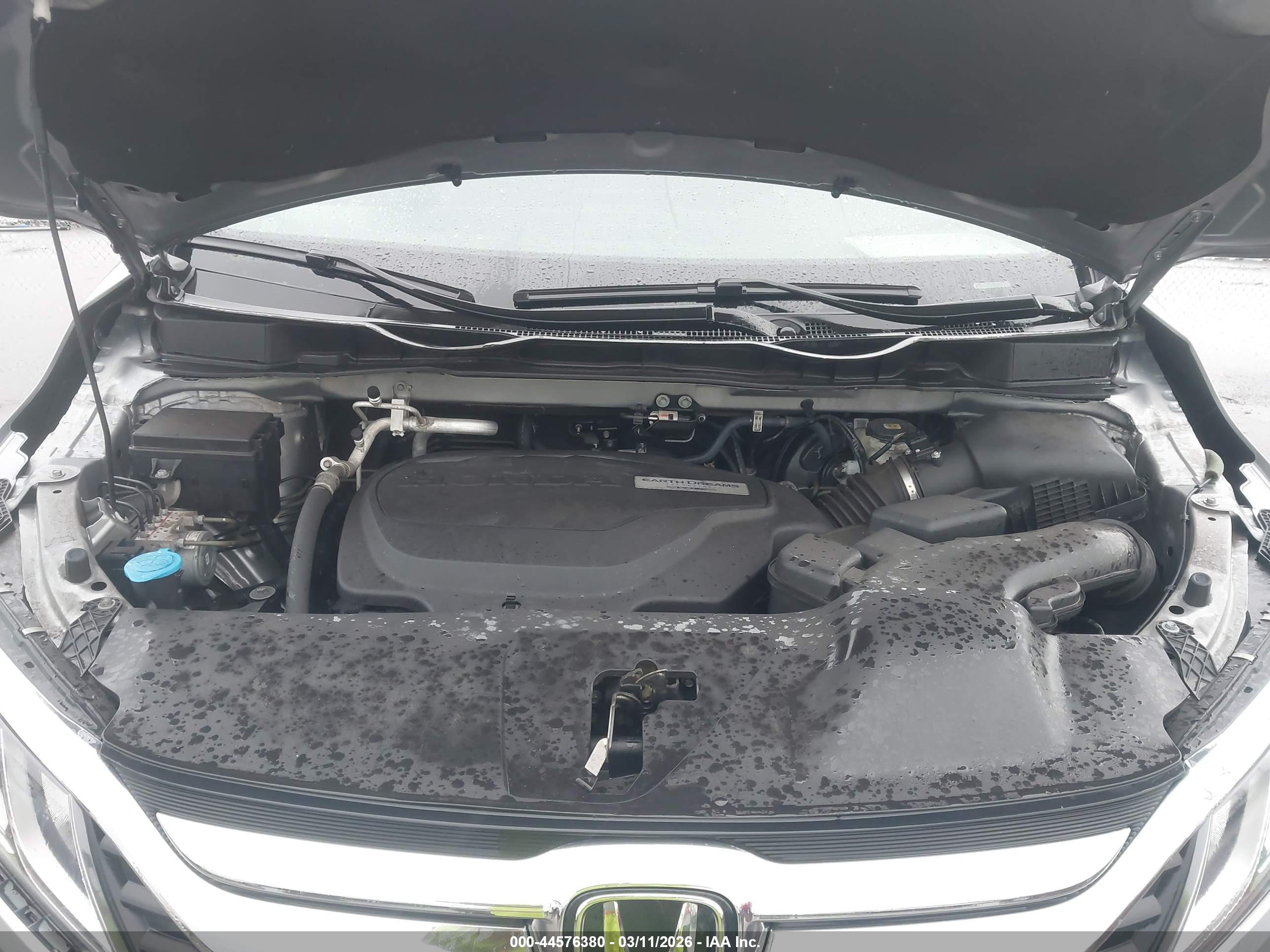 HONDA ODYSSEY image 10