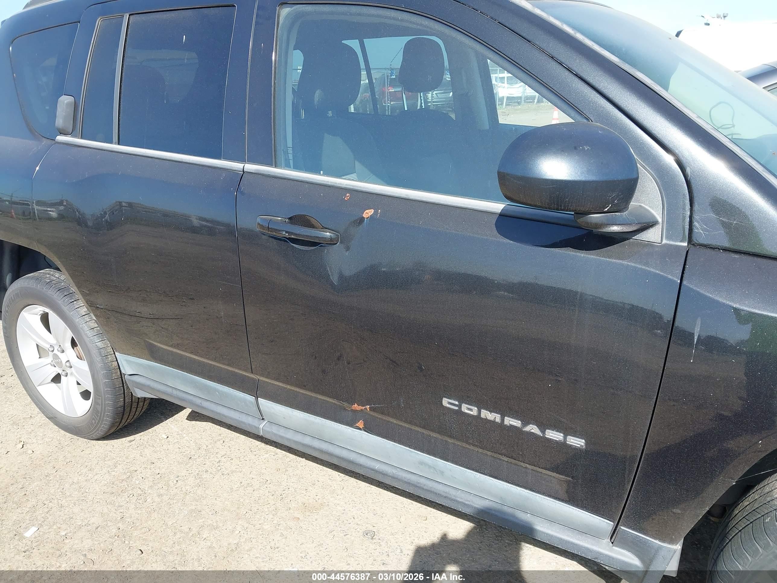JEEP COMPASS image 6