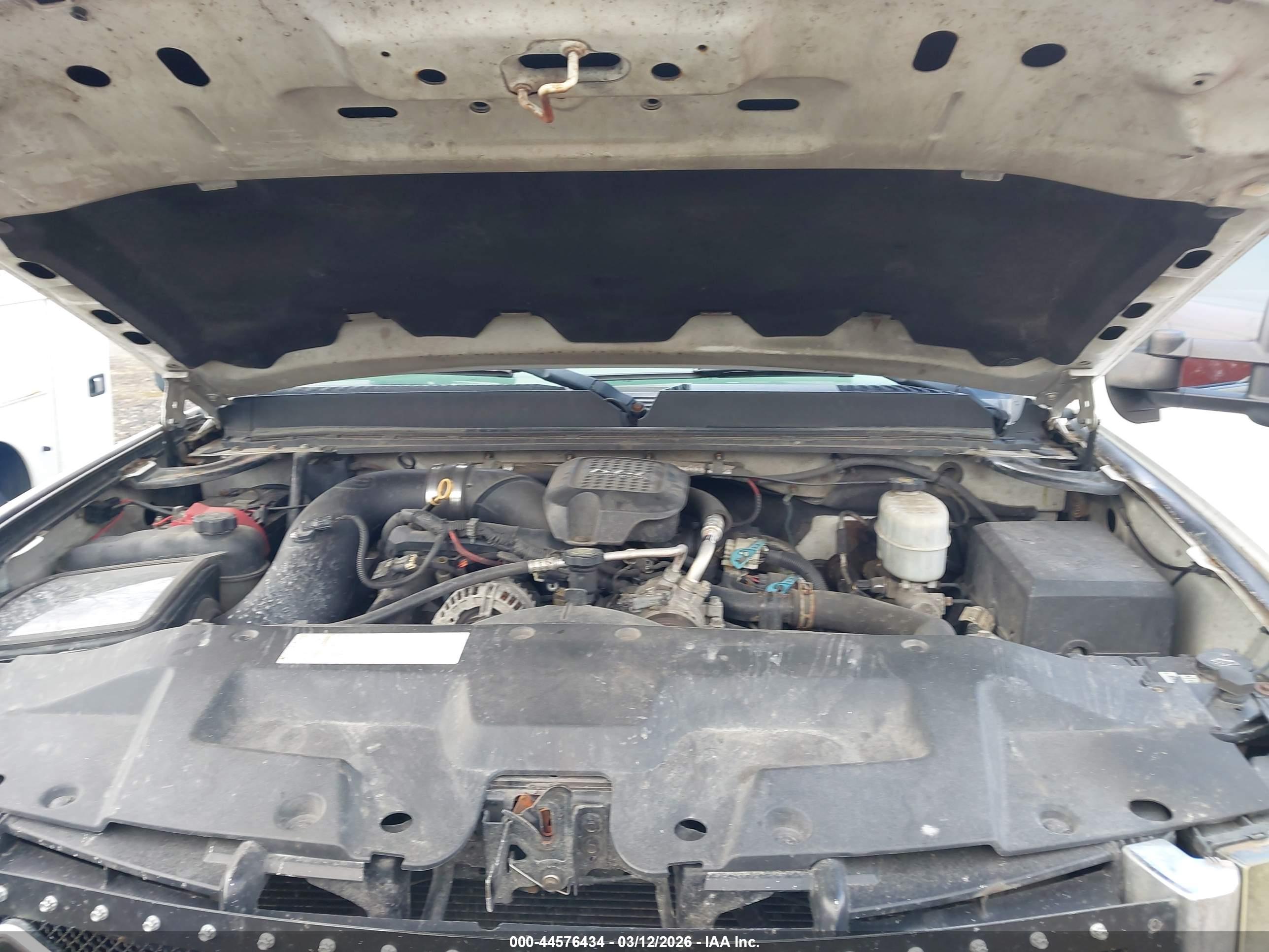 GMC SIERRA image 10