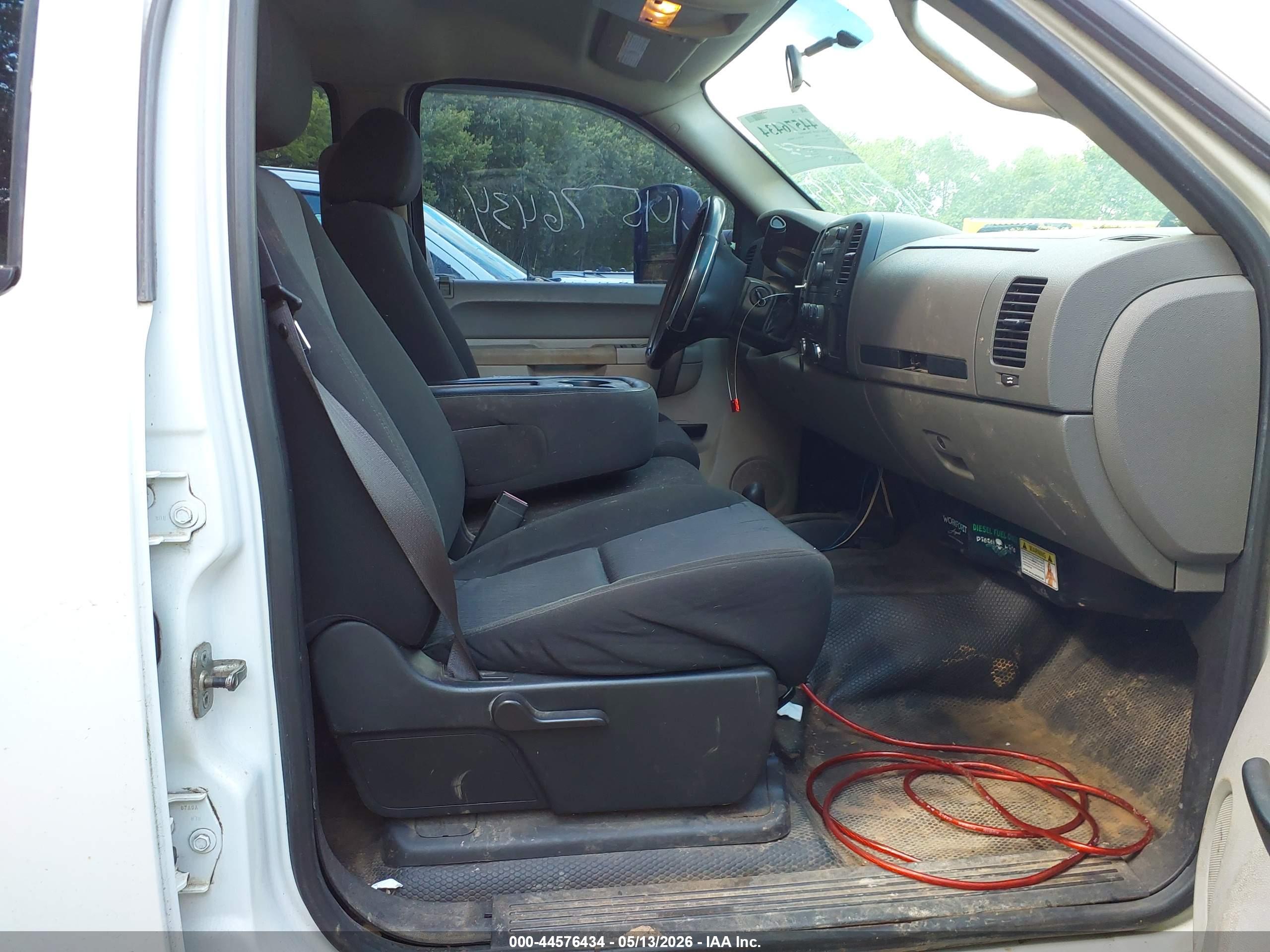 GMC SIERRA image 5
