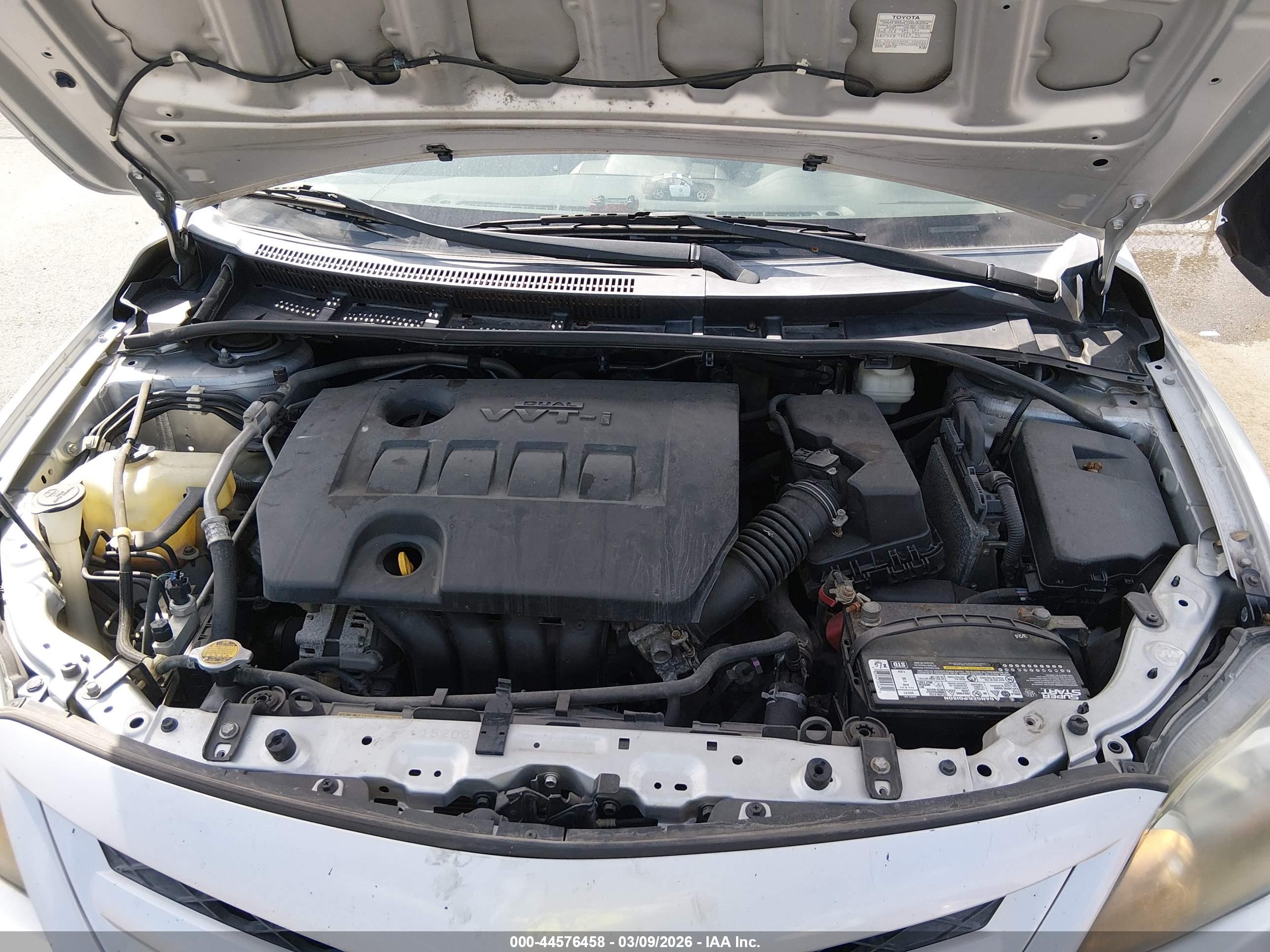 TOYOTA COROLLA image 10
