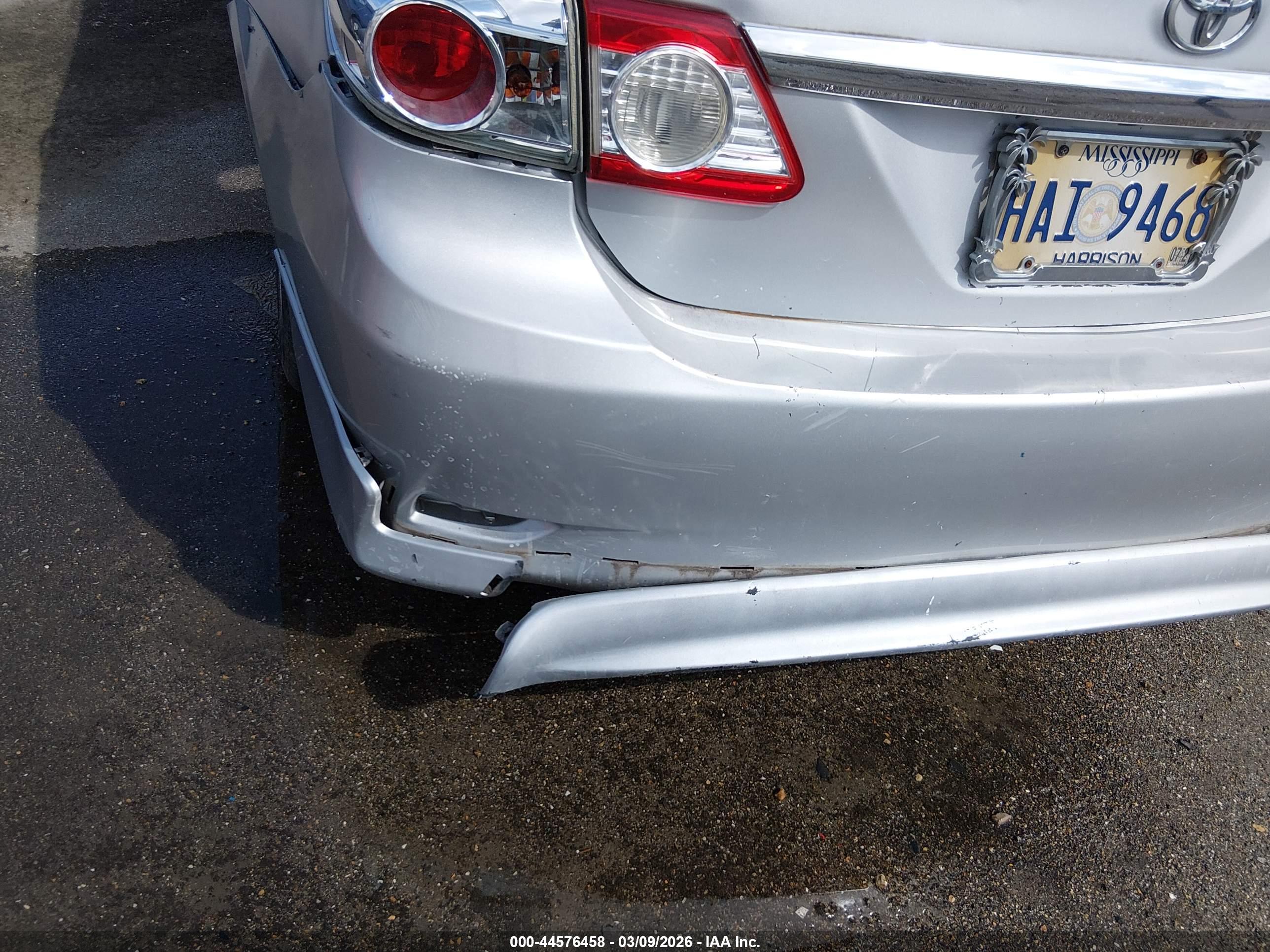 TOYOTA COROLLA image 6