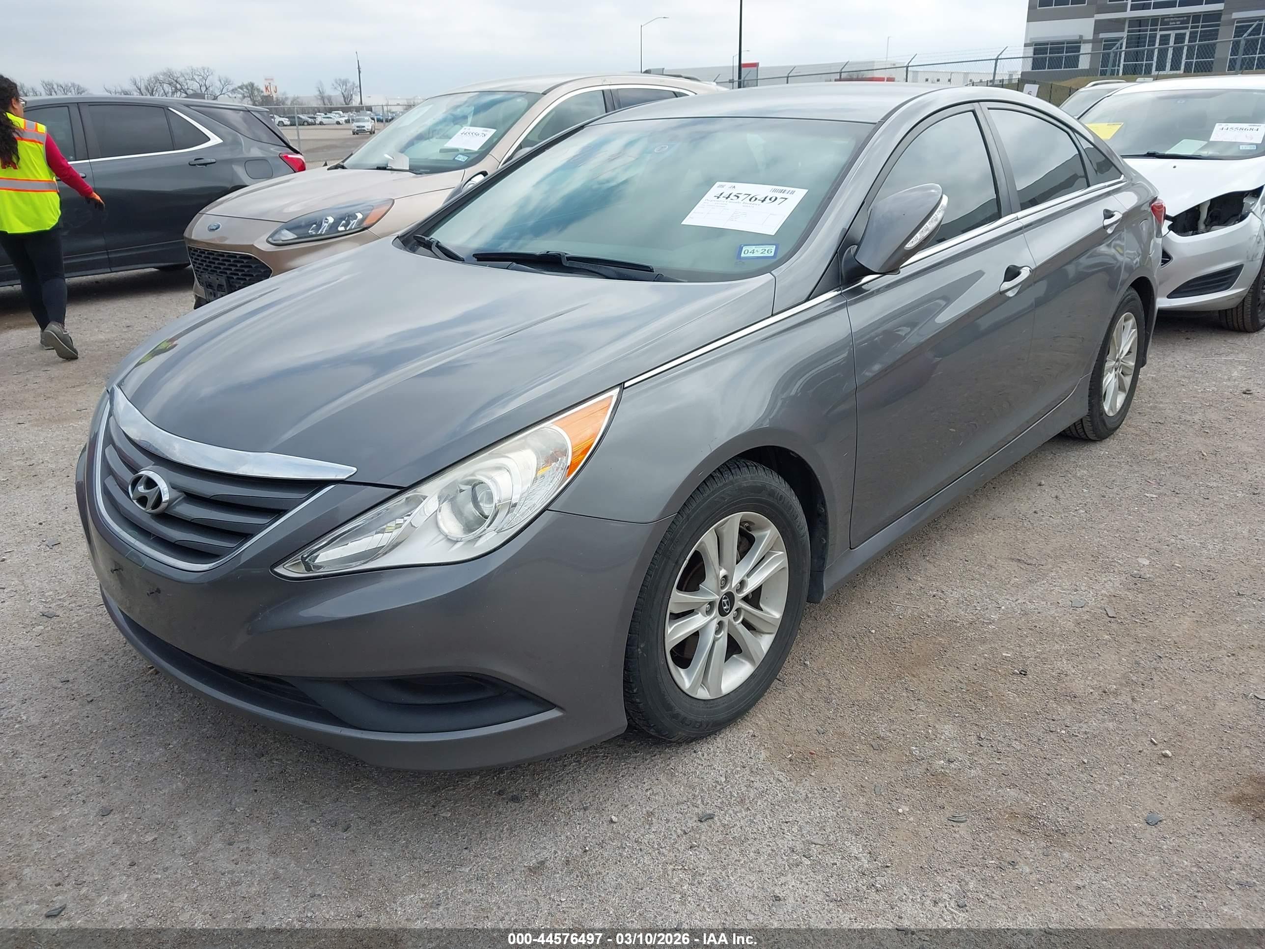 HYUNDAI SONATA image 2