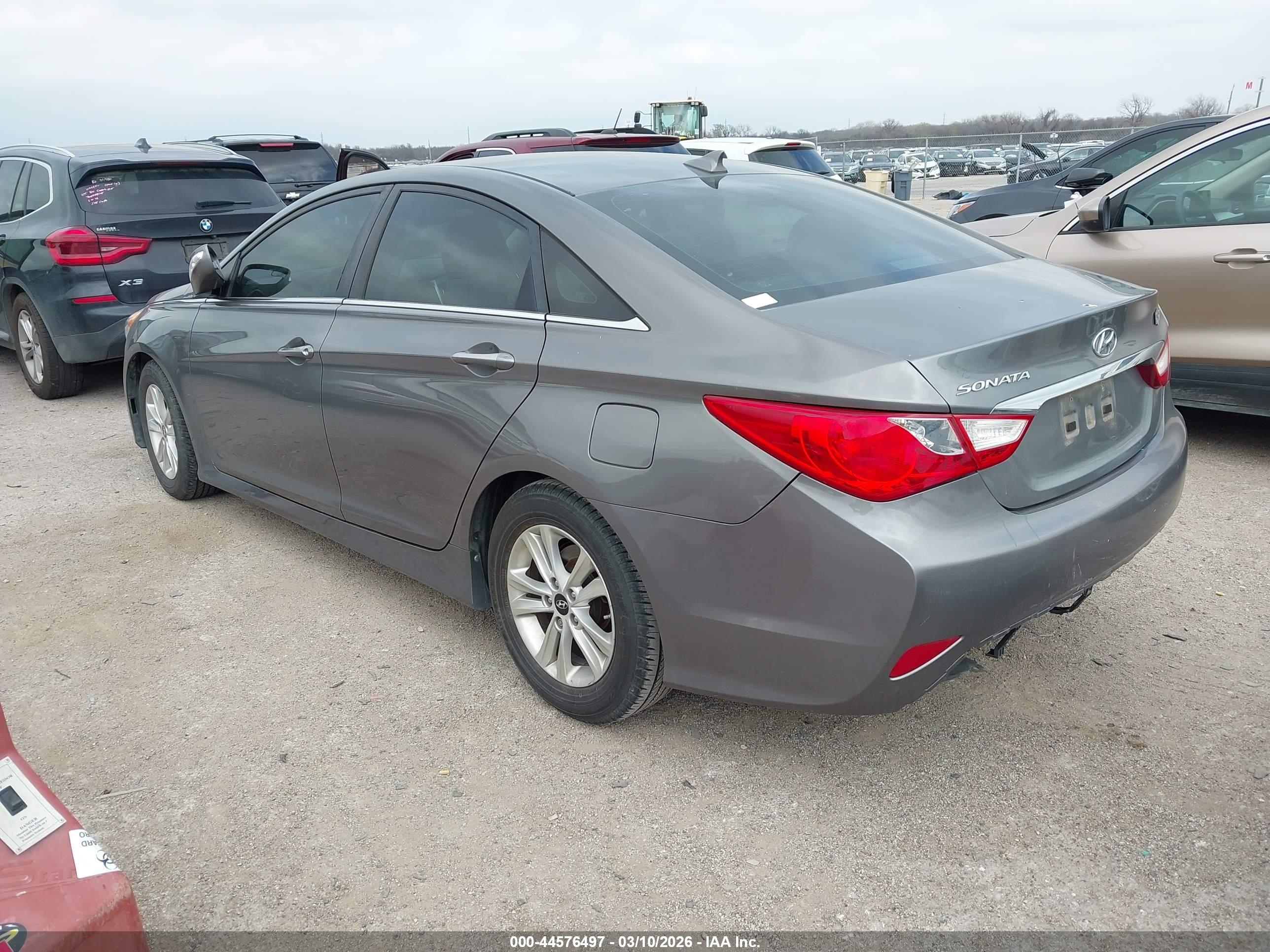 HYUNDAI SONATA image 3