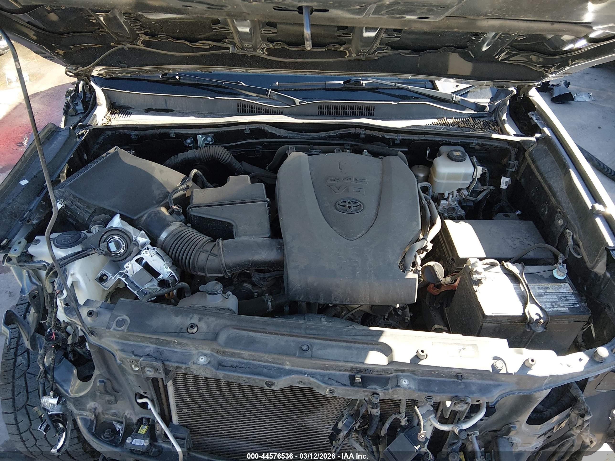 TOYOTA TACOMA image 10