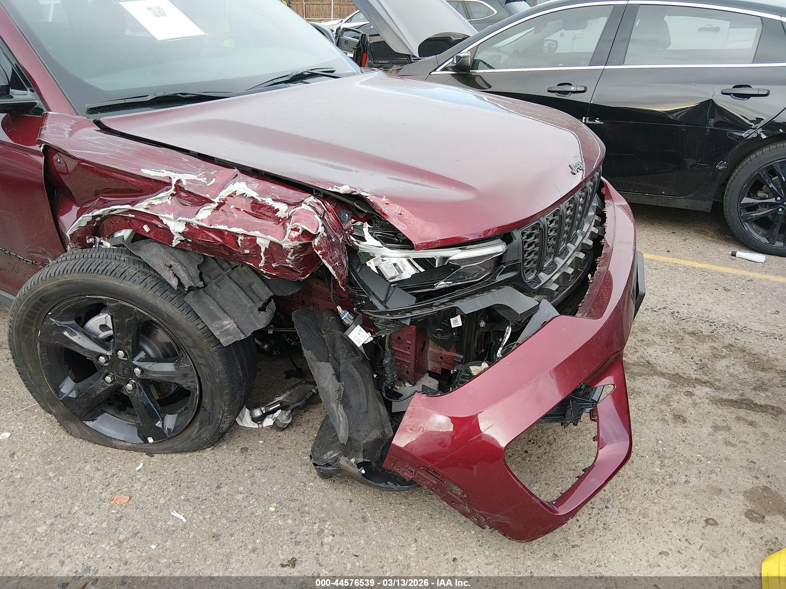 JEEP GRAND image 6