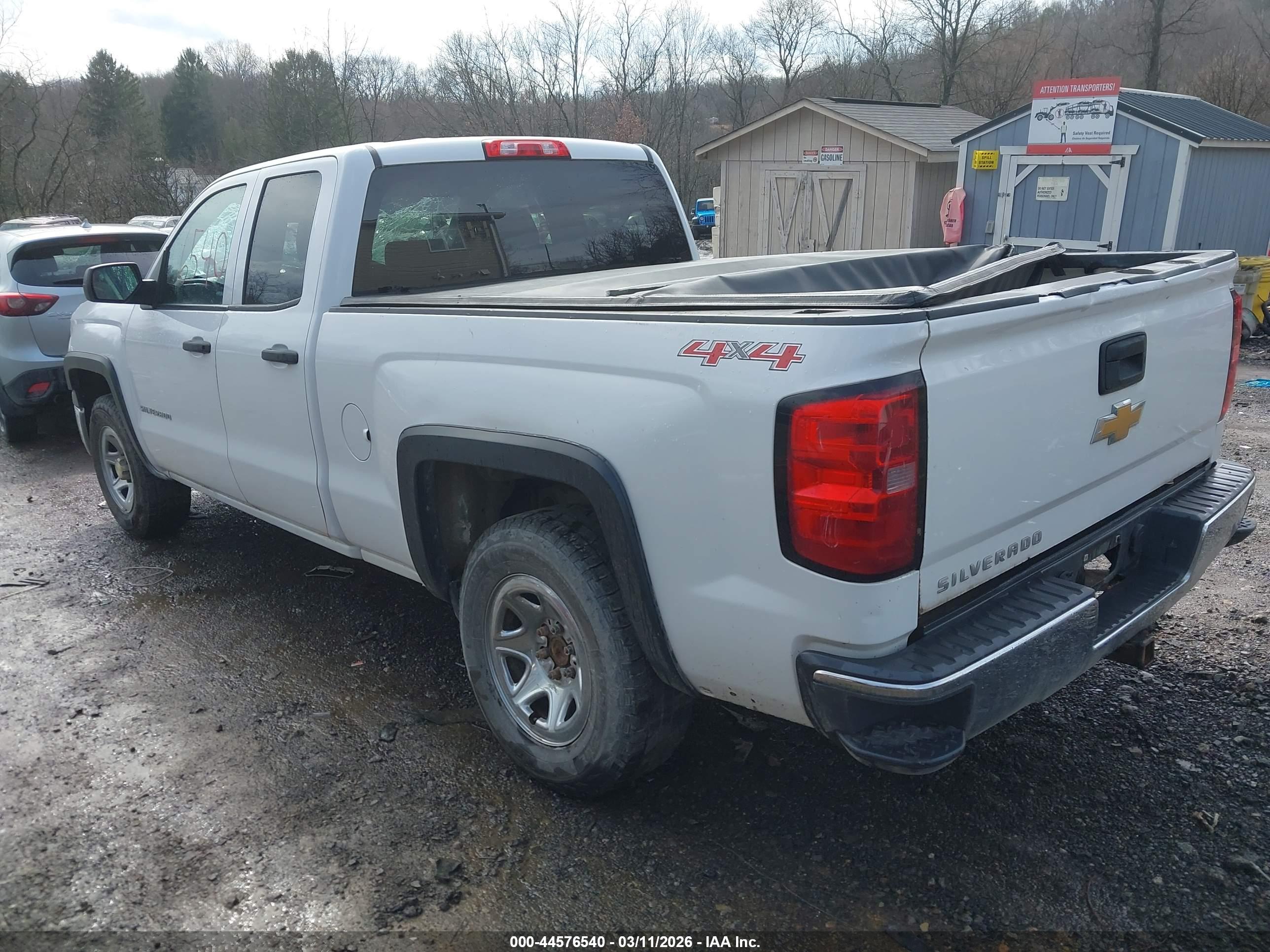 CHEVROLET SILVERADO image 3