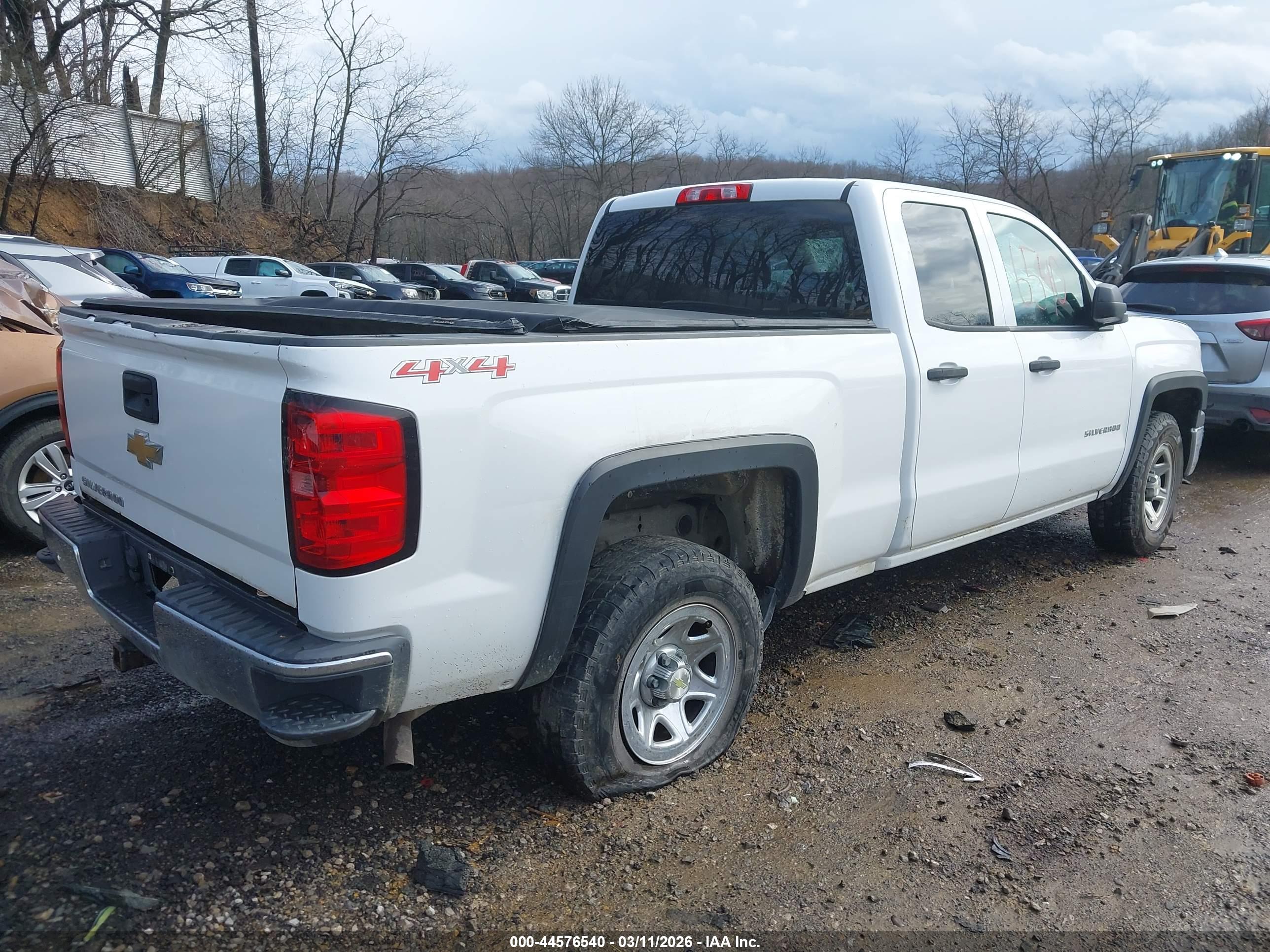 CHEVROLET SILVERADO image 4