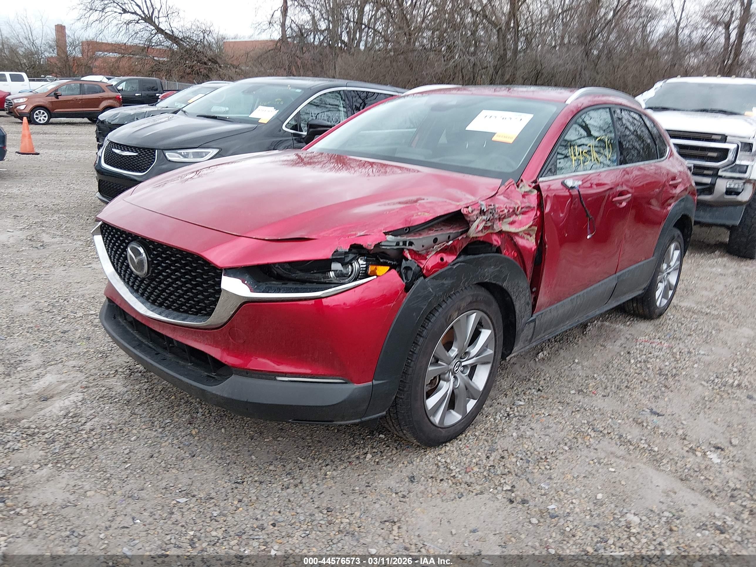 MAZDA CX-30 image 2