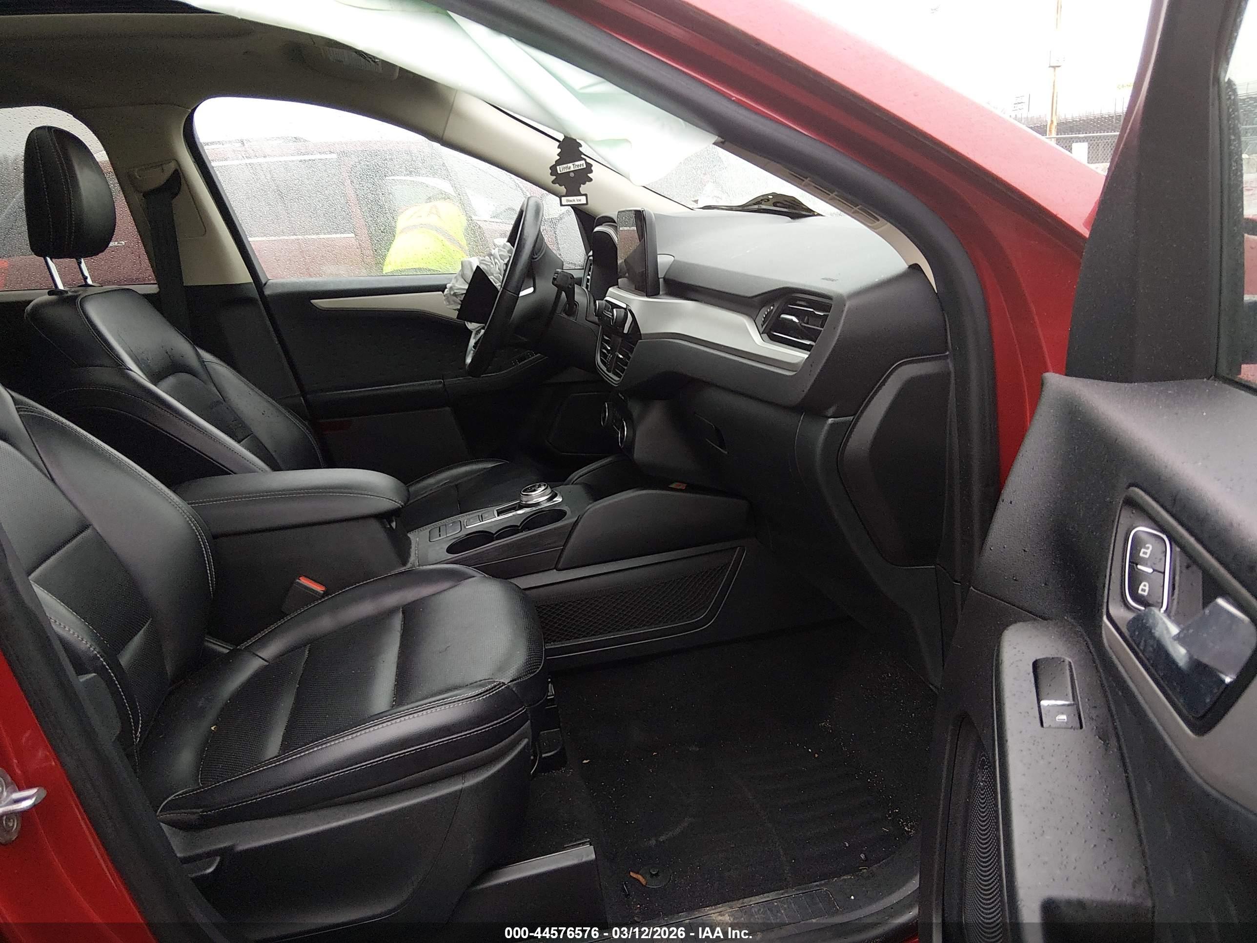 FORD ESCAPE image 5