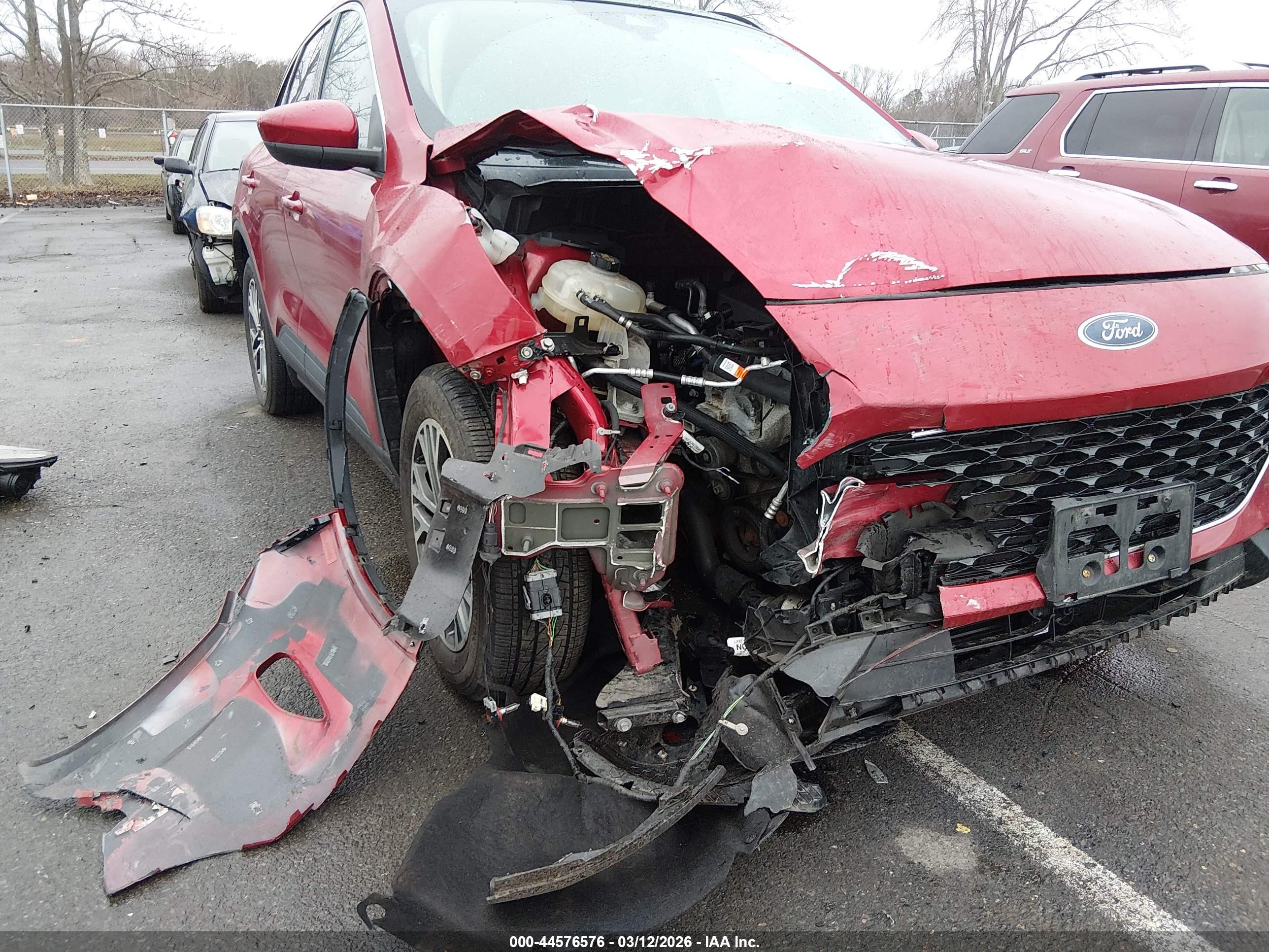 FORD ESCAPE image 6